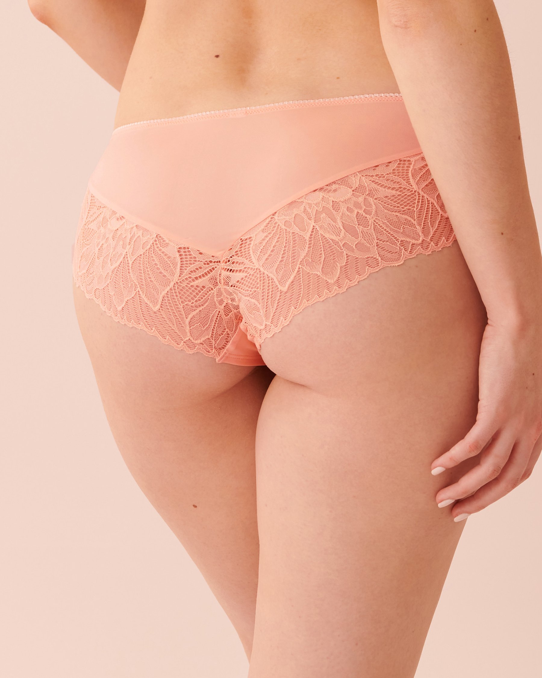 LA VIE EN ROSE Culotte aux hanches microfibre et dentelle Pêche 20200331 - Voir2
