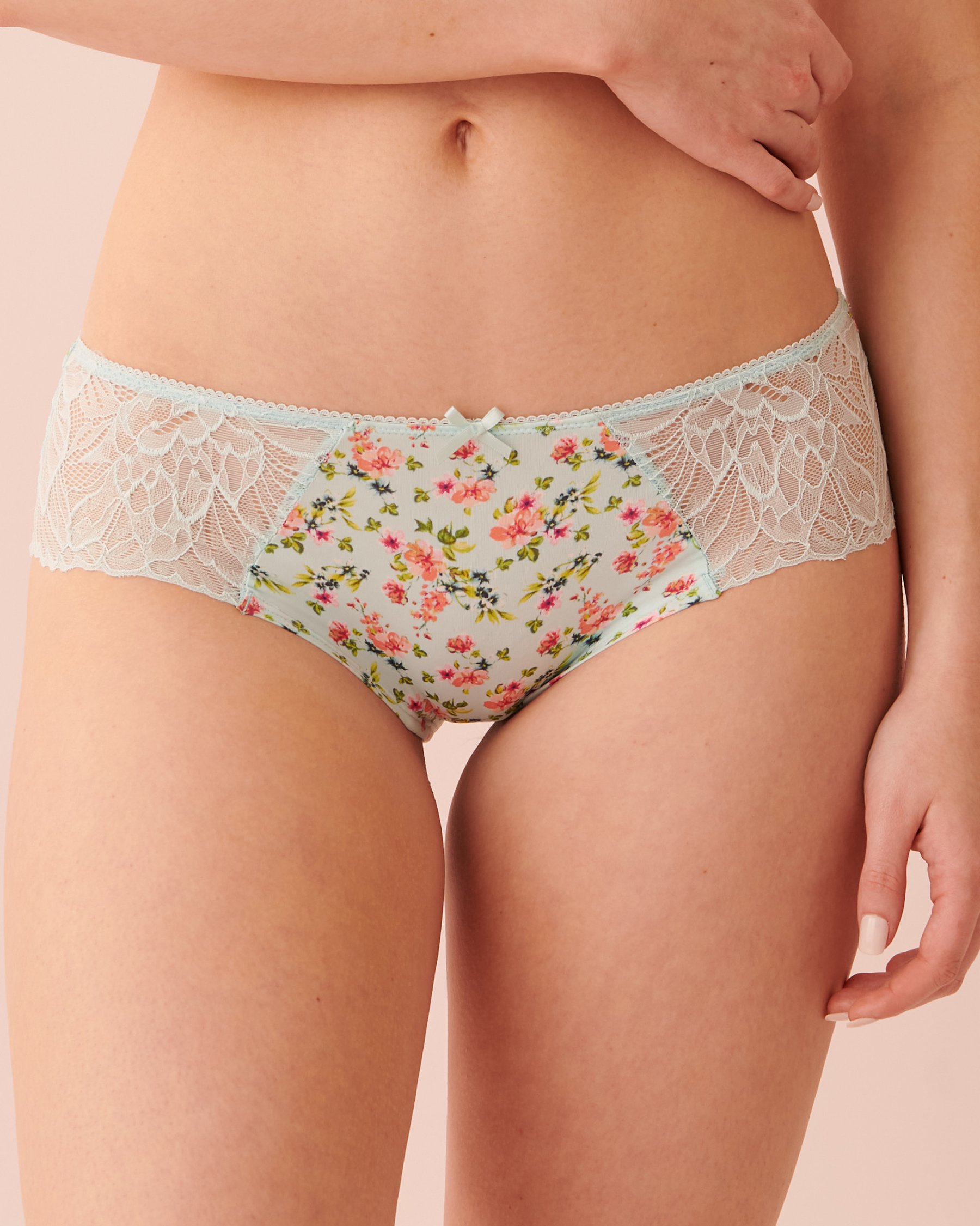 LA VIE EN ROSE Culotte aux hanches microfibre et dentelle Fleurs angéliques 20200331 - Voir1