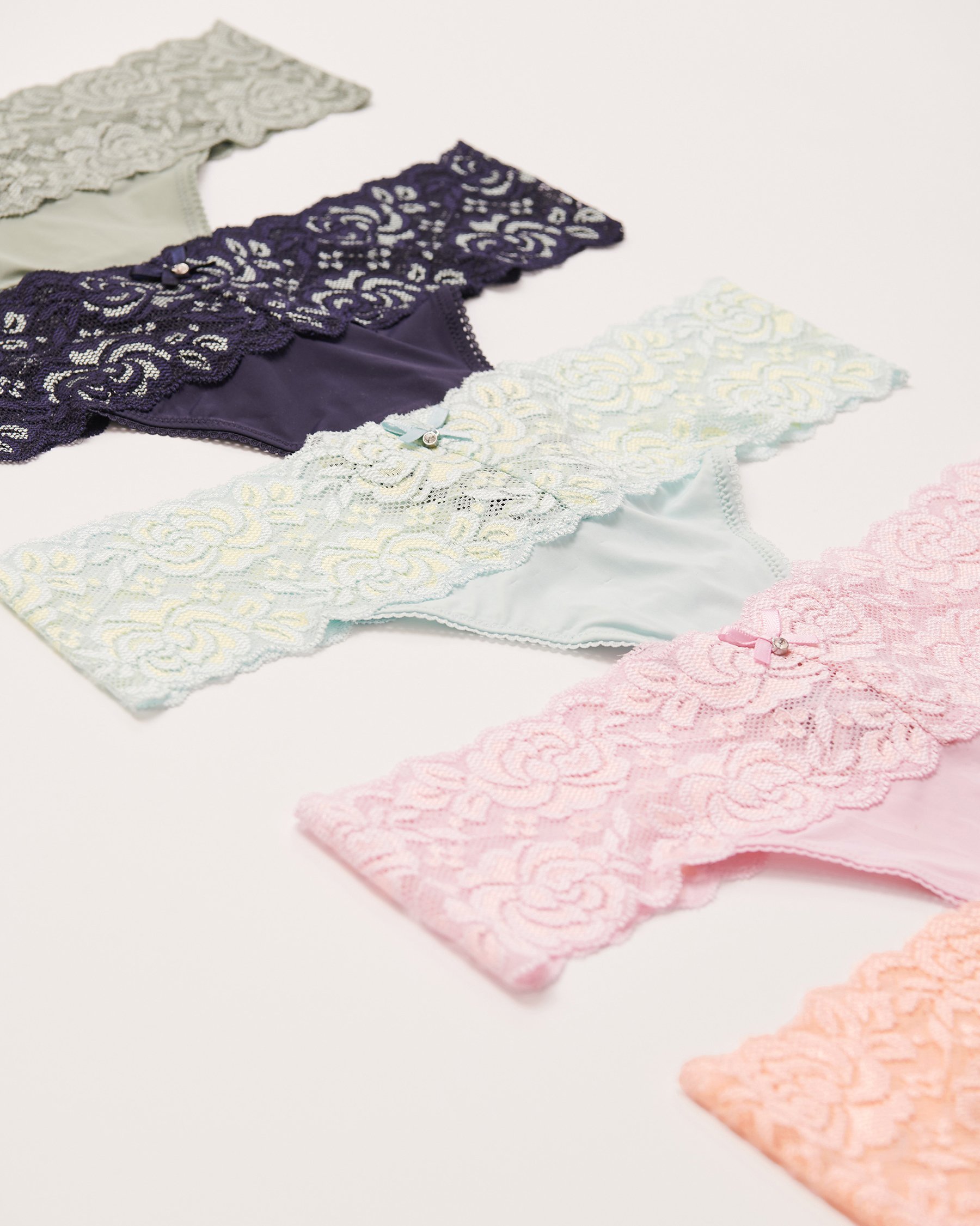 LA VIE EN ROSE 5-Pack Microfiber and Wide Lace Band Thong Panty Multicolor 20200337-5PK - View2