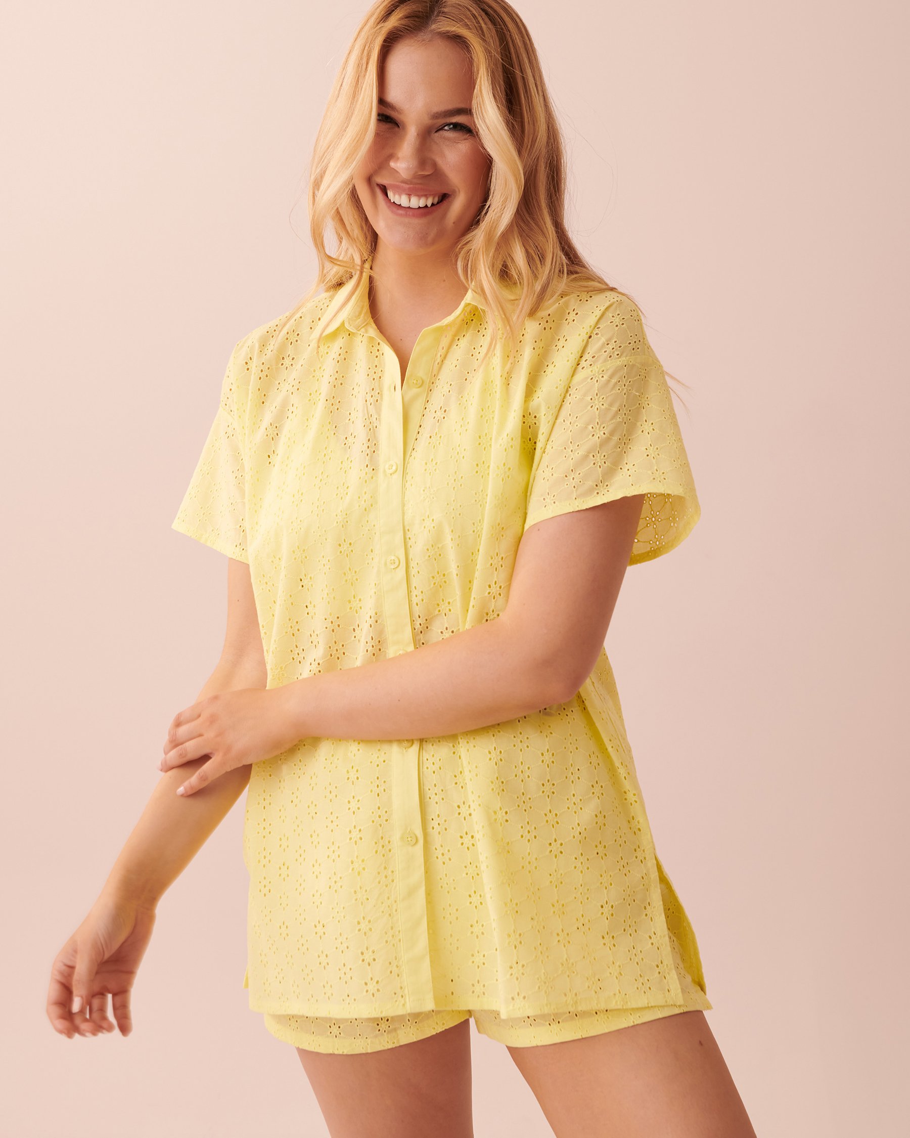 LA VIE EN ROSE Eyelet Short Sleeve Button-down Shirt Yellow 40100430 - View4