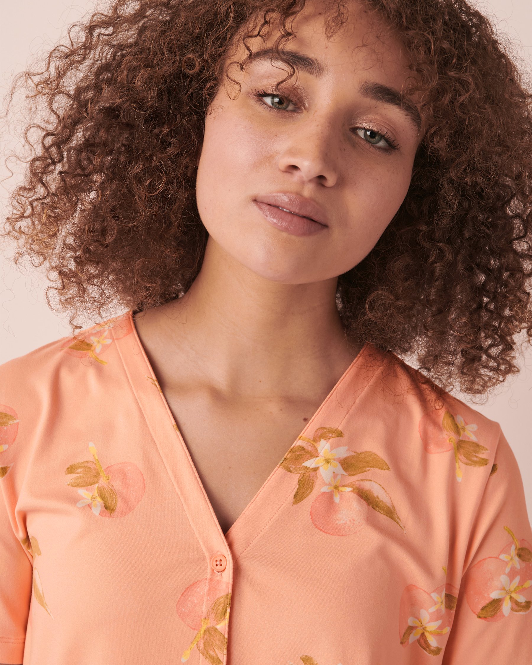 LA VIE EN ROSE Super Soft Button-down Shirt Fruity 40100435 - View4
