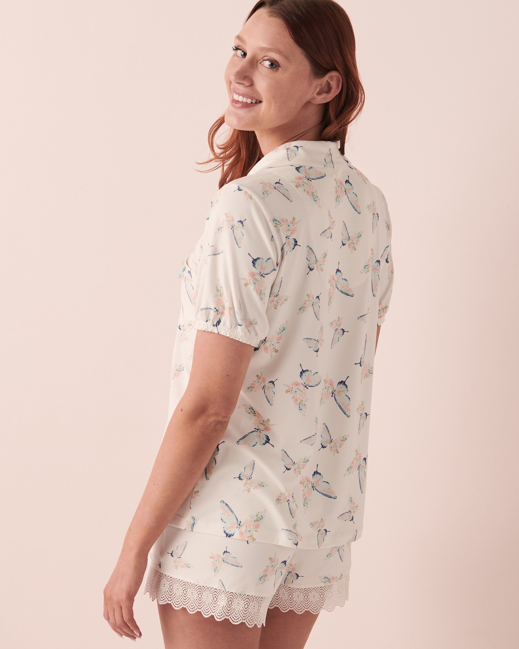 LA VIE EN ROSE Super Soft Button-down Shirt Flowers and butterflies 40100439 - View2