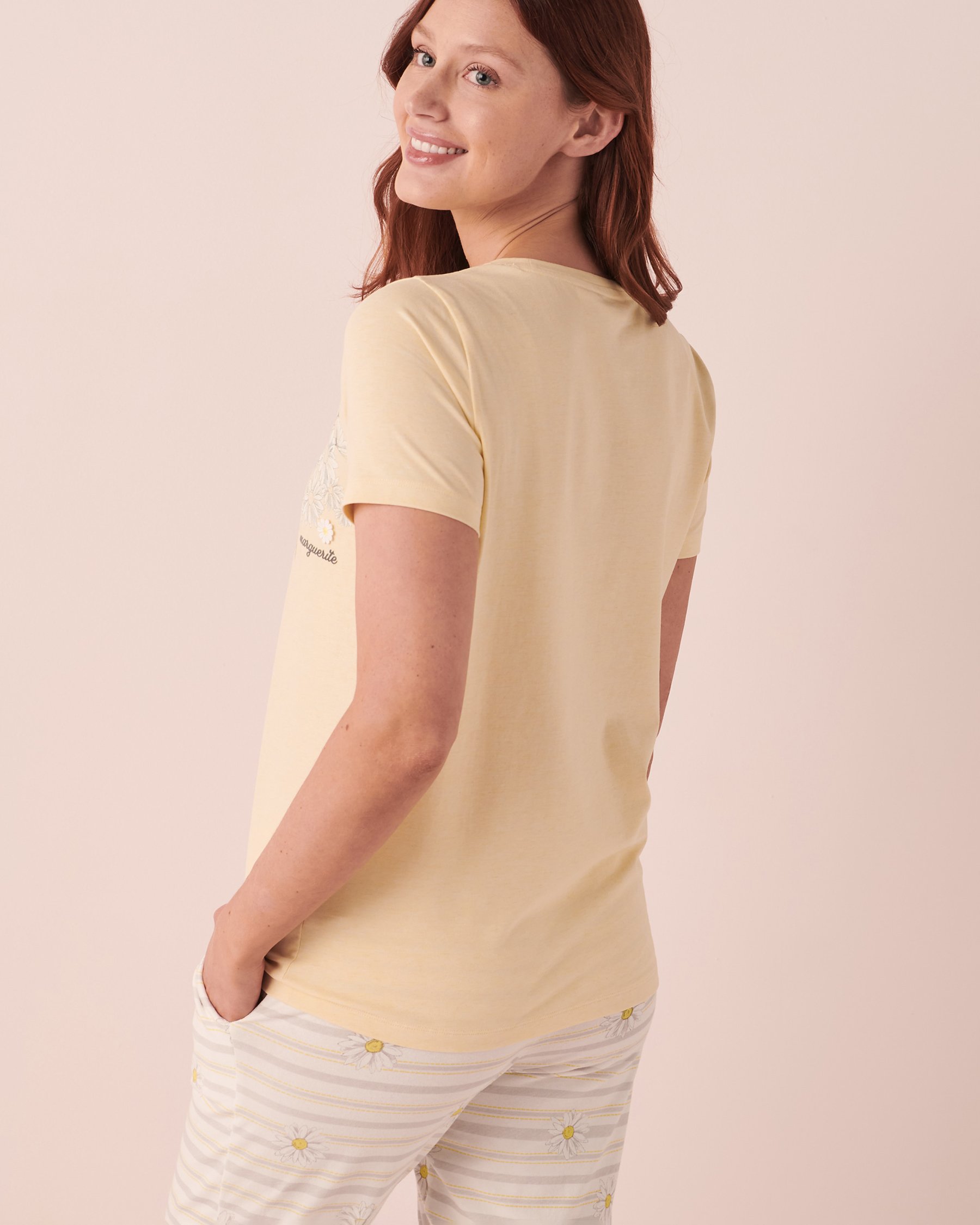 LA VIE EN ROSE Cotton Scoop Neck T-shirt Light yellow 40100446 - View3
