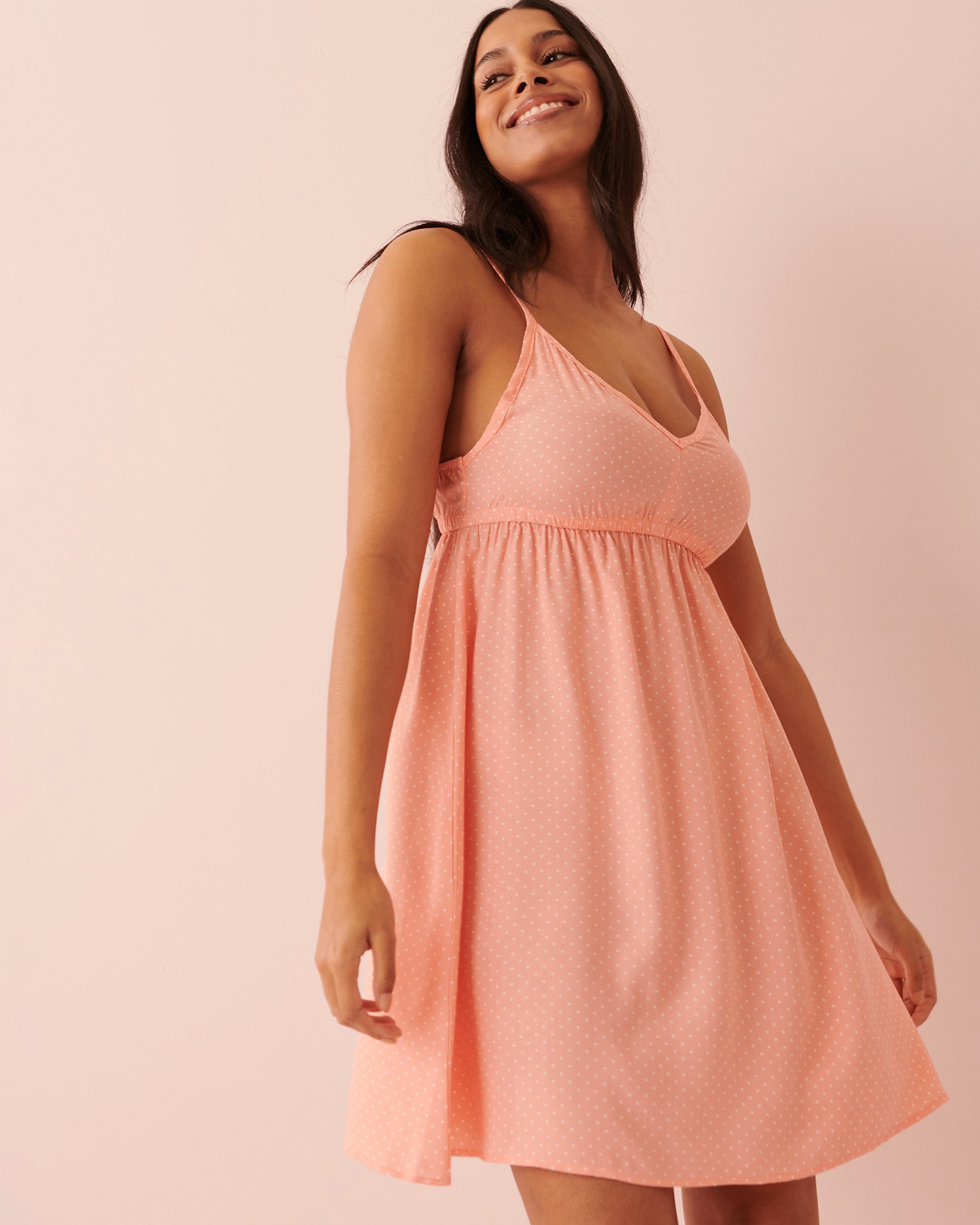LA VIE EN ROSE Printed Thin Straps Nightie Peachy dots 40500264 - View1