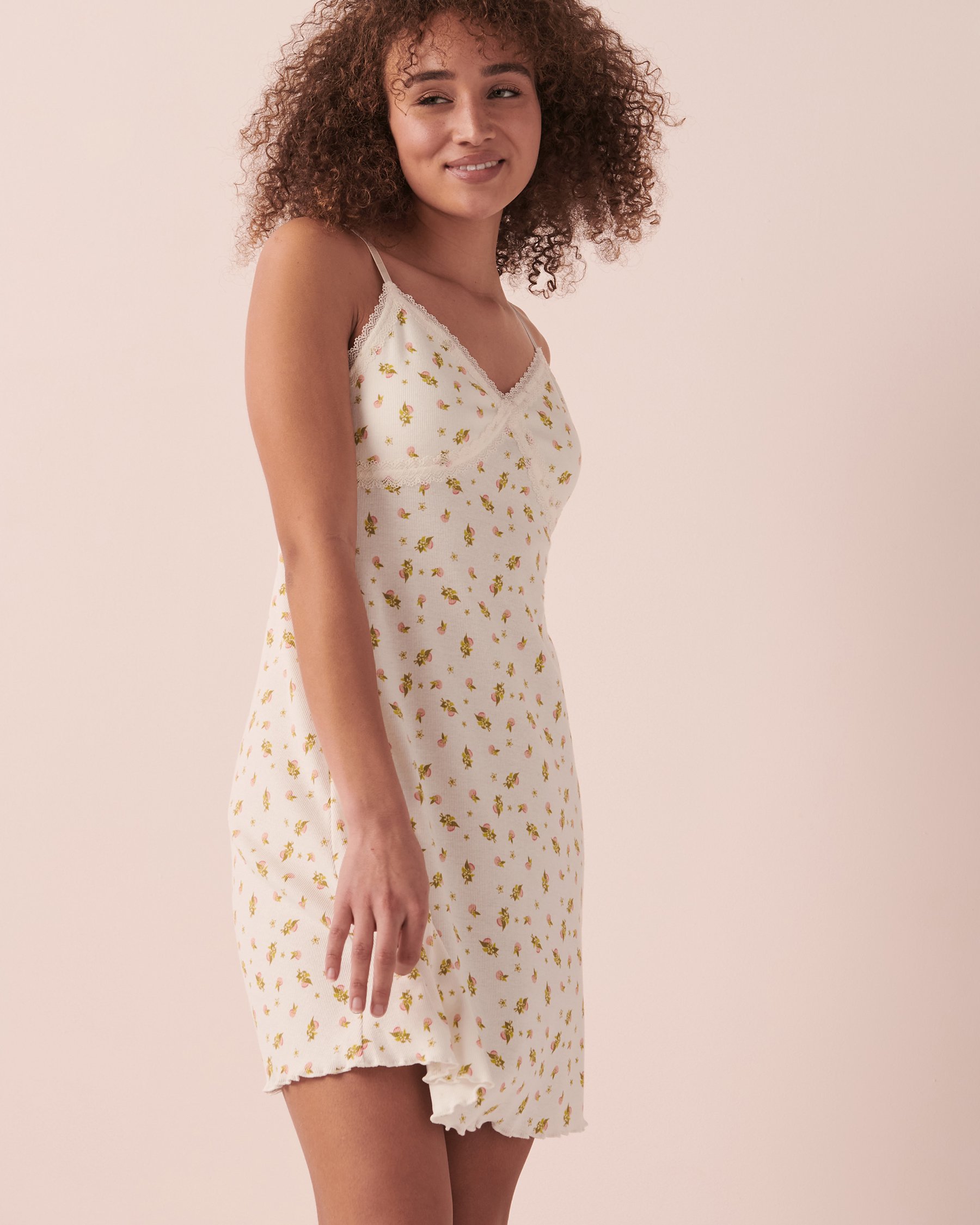 LA VIE EN ROSE Lettuce Edge Ribbed Nightie Clementine 40500276 - View3