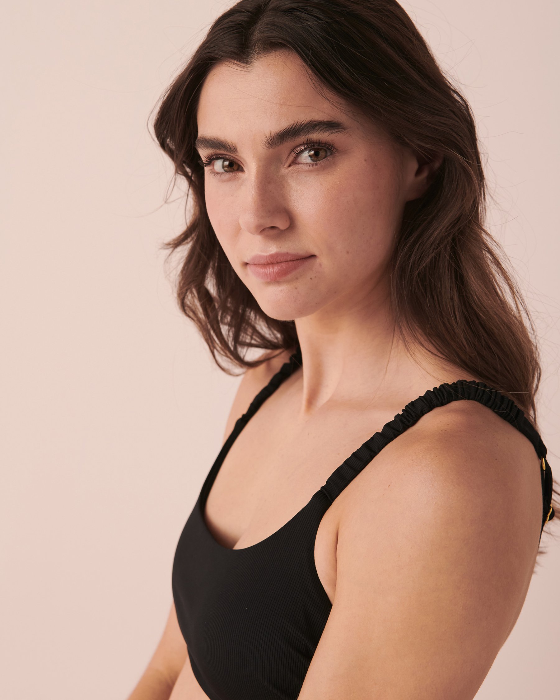 LA VIE EN ROSE AQUA RIB Bralette Bikini Top Black 70100488 - View2