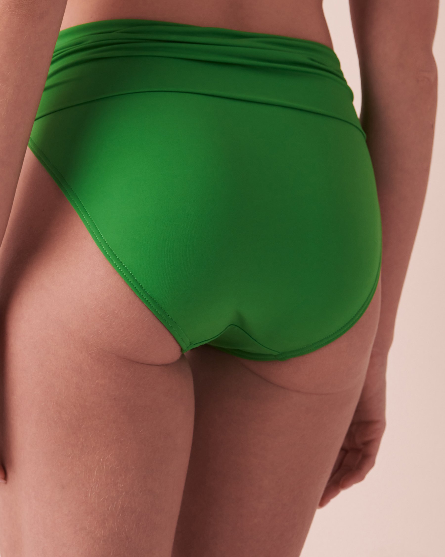 LA VIE EN ROSE AQUA SOLID Foldable Waistband Bikini Bottom Forest green 70300485 - View2