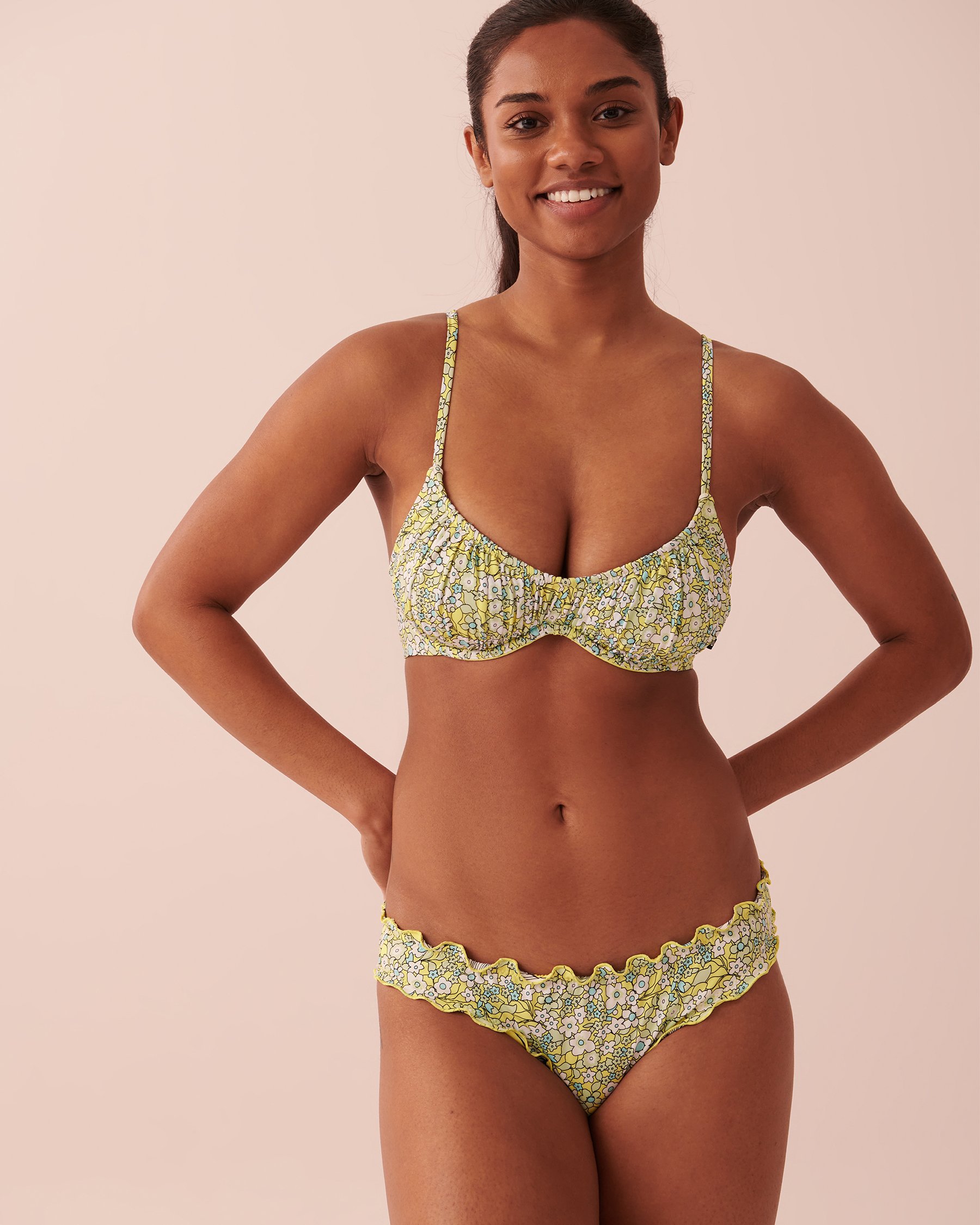 LA VIE EN ROSE AQUA FIELDS OF FLOWERS Recycled Fibers Bralette Bikini Top Ditsy floral 70100443 - View1