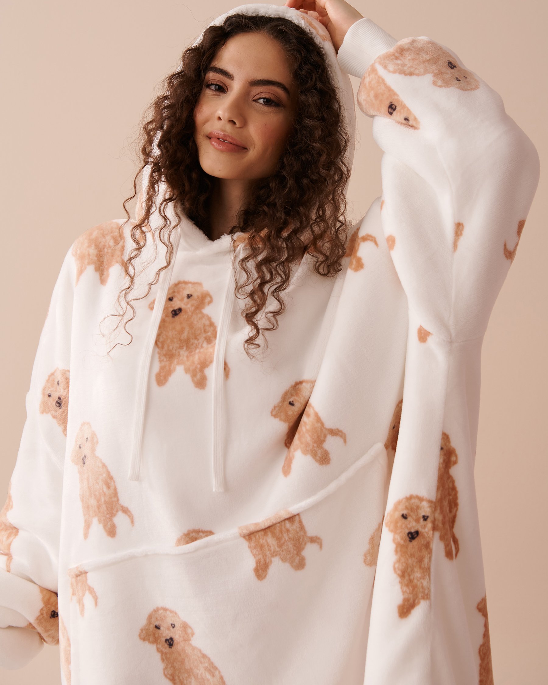 LA VIE EN ROSE Chandail surdimensionné à imprimé chien en peluche douce Imprimé chien 40700337 - Voir3
