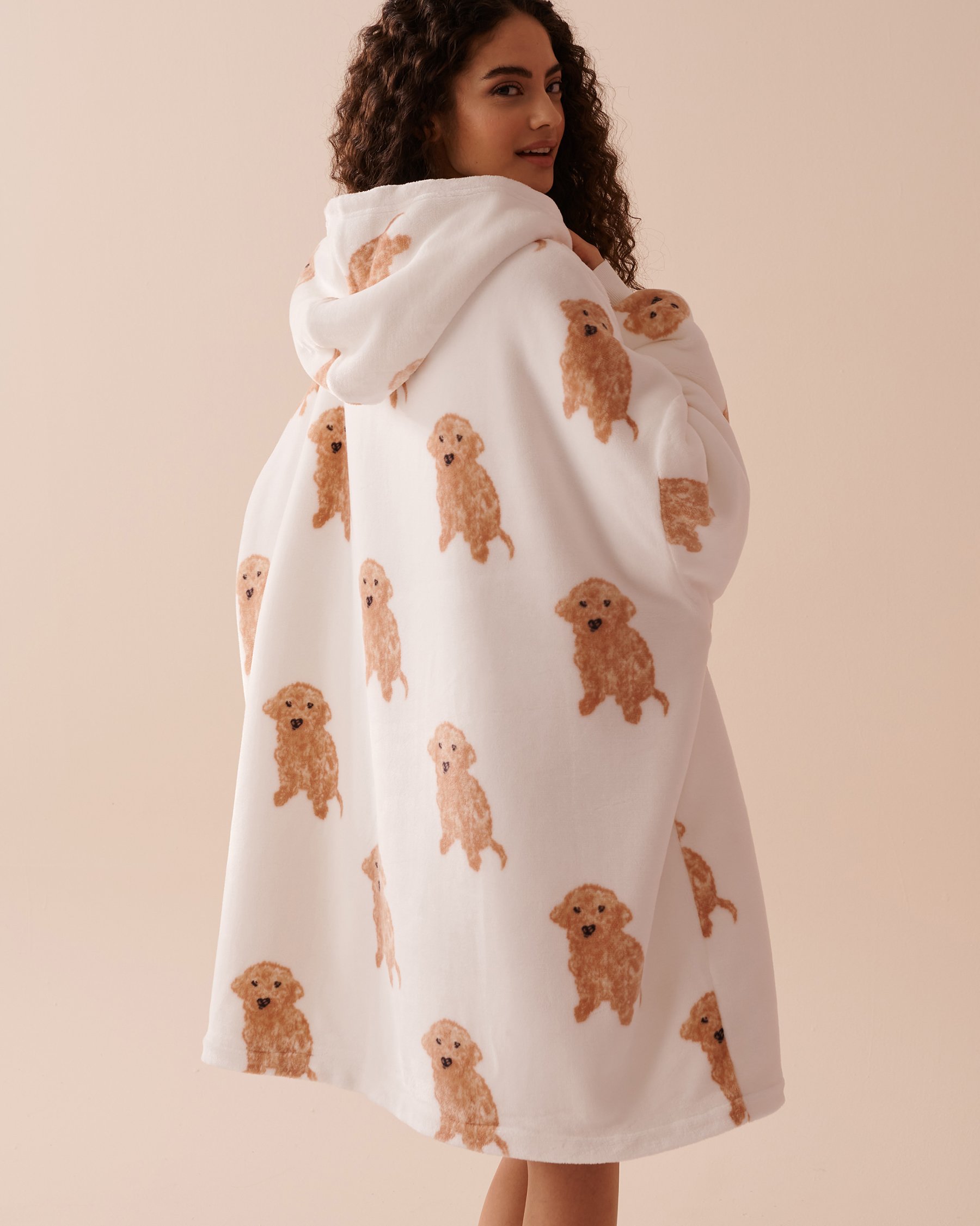 LA VIE EN ROSE Dog Print Soft Plush Oversized Hoodie Dog Print 40700337 - View2