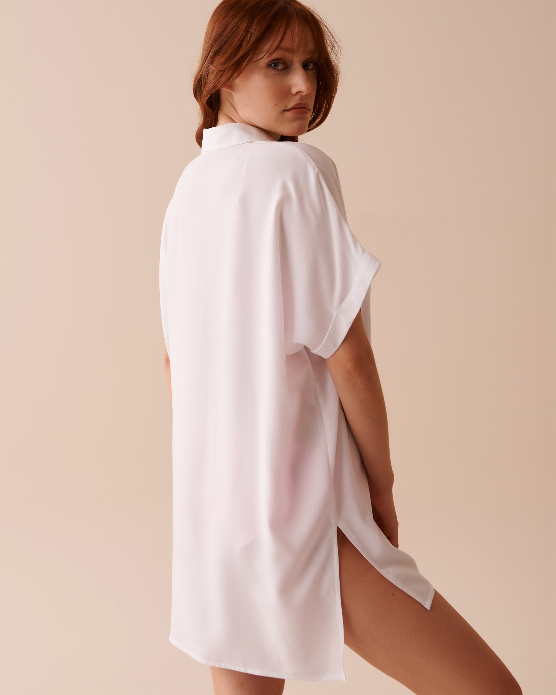 LA VIE EN ROSE AQUA Chemisier de plage à manches courtes Blanc éclatant 80300095 - View3