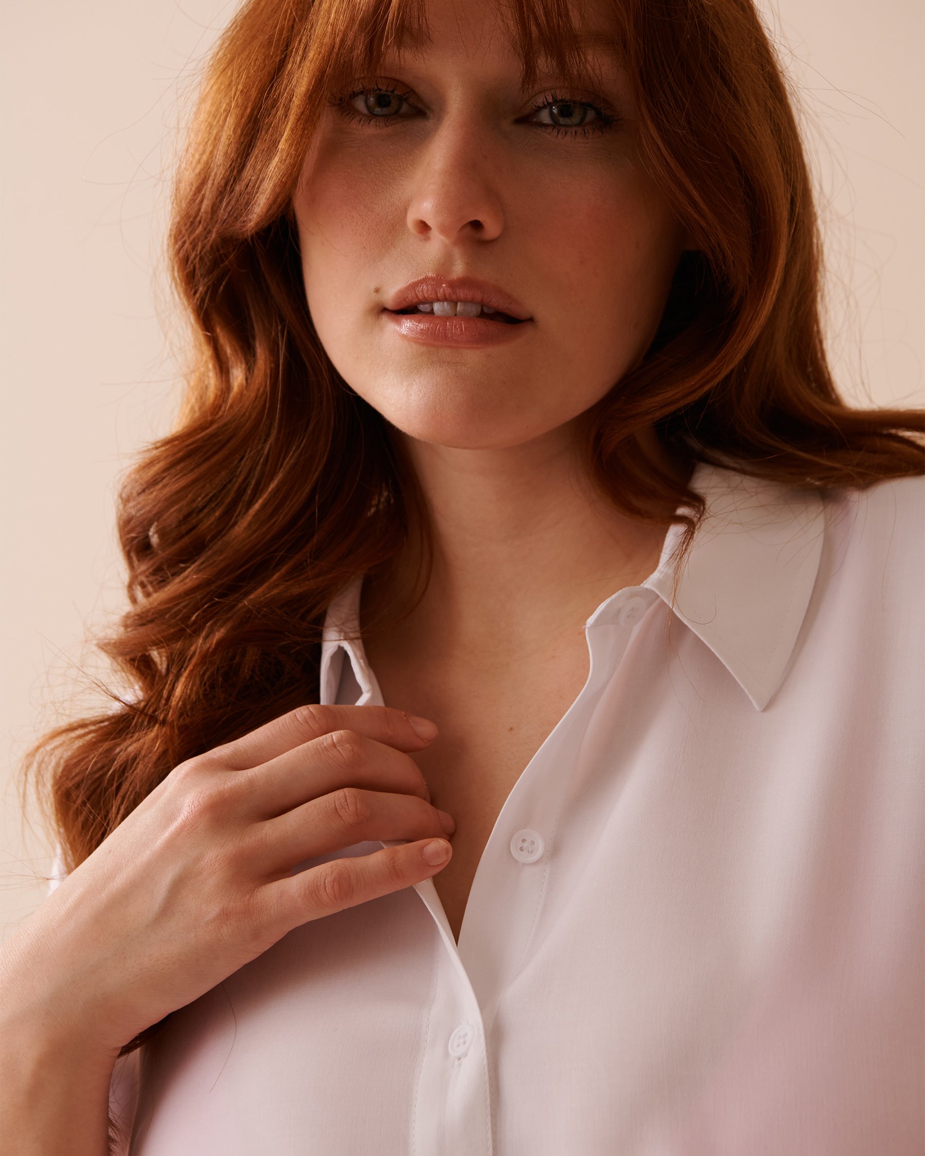 LA VIE EN ROSE AQUA Chemisier de plage à manches courtes Blanc éclatant 80300095 - View5