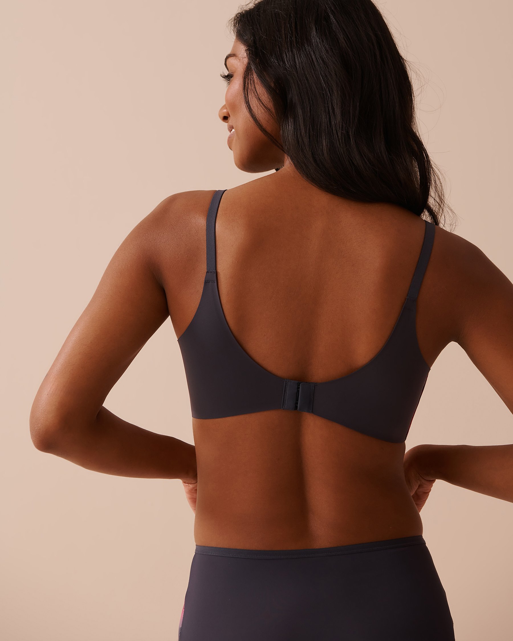 LA VIE EN ROSE Soutien-gorge doublure légère sans armatures dos lisse Jardin secret 10200406 - View2