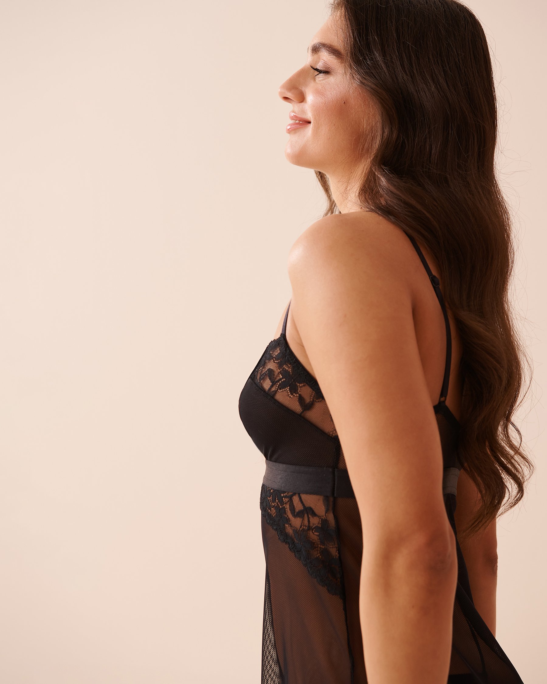 LA VIE EN ROSE Scalloped Lace and Mesh Nightie Black 60500155 - View3