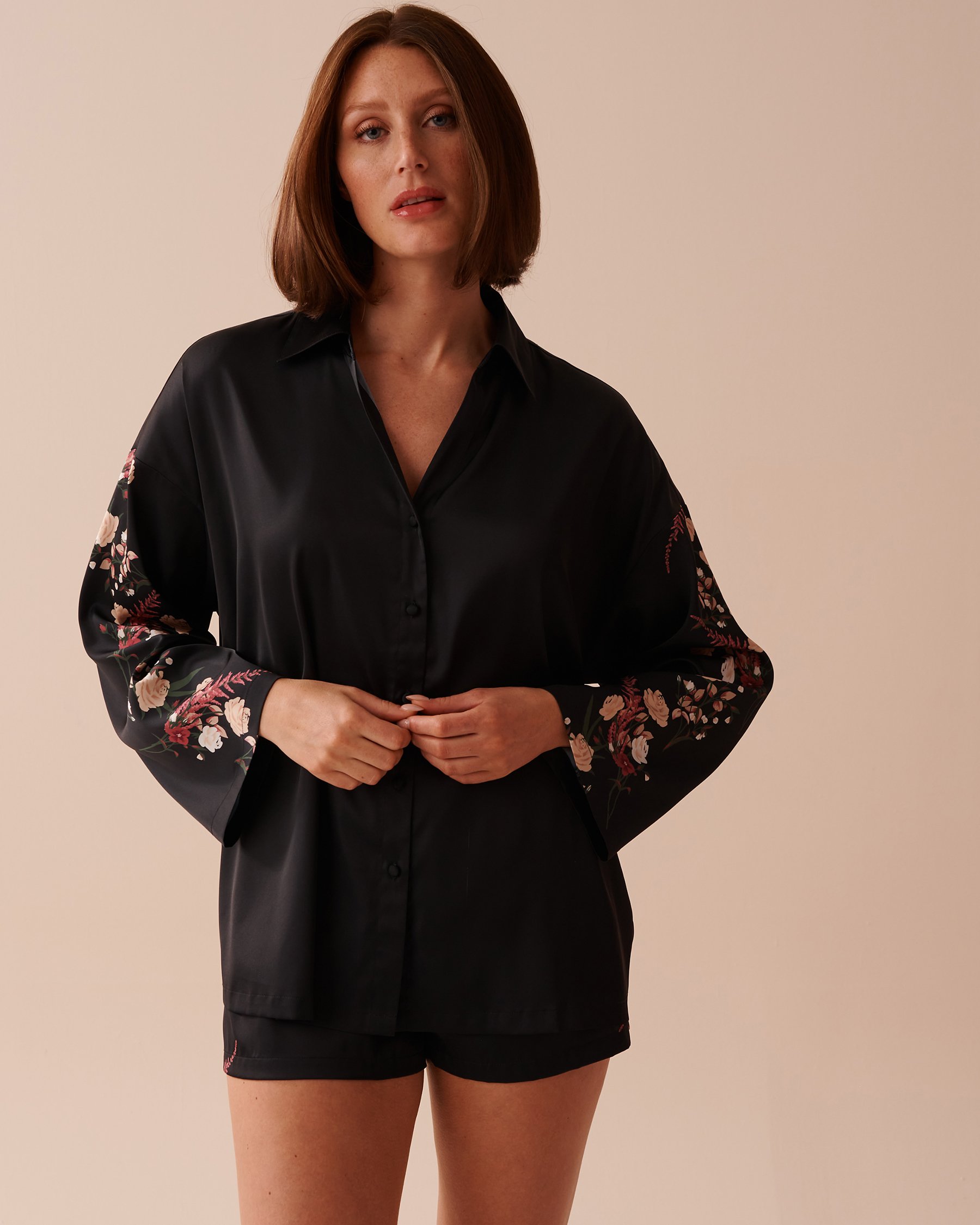 LA VIE EN ROSE Black Bouquet Satin Long Sleeve Button-down Shirt Black Bouquet 60100108 - View4
