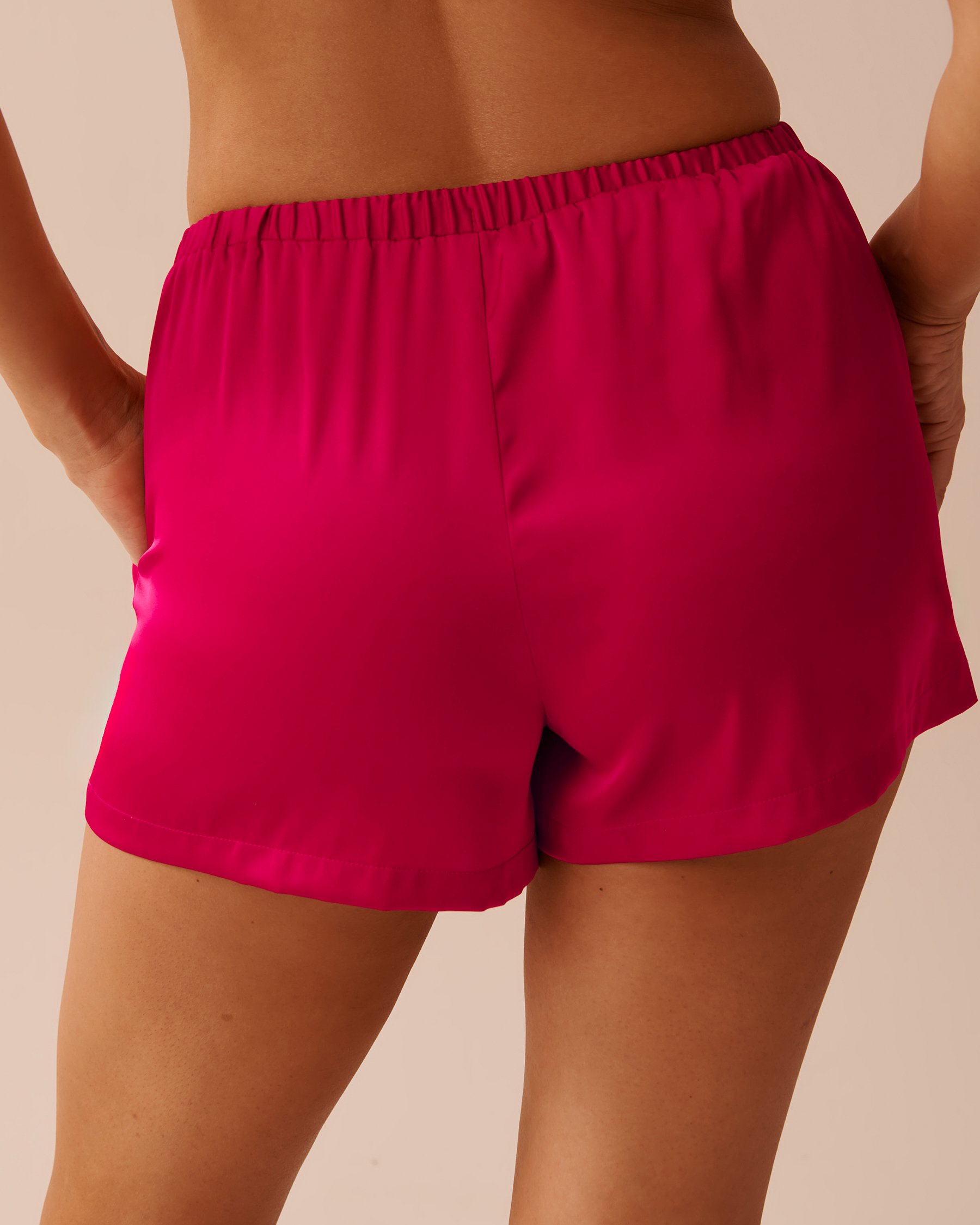 LA VIE EN ROSE Satin Shorts Raspberry Red 60200101 - View2