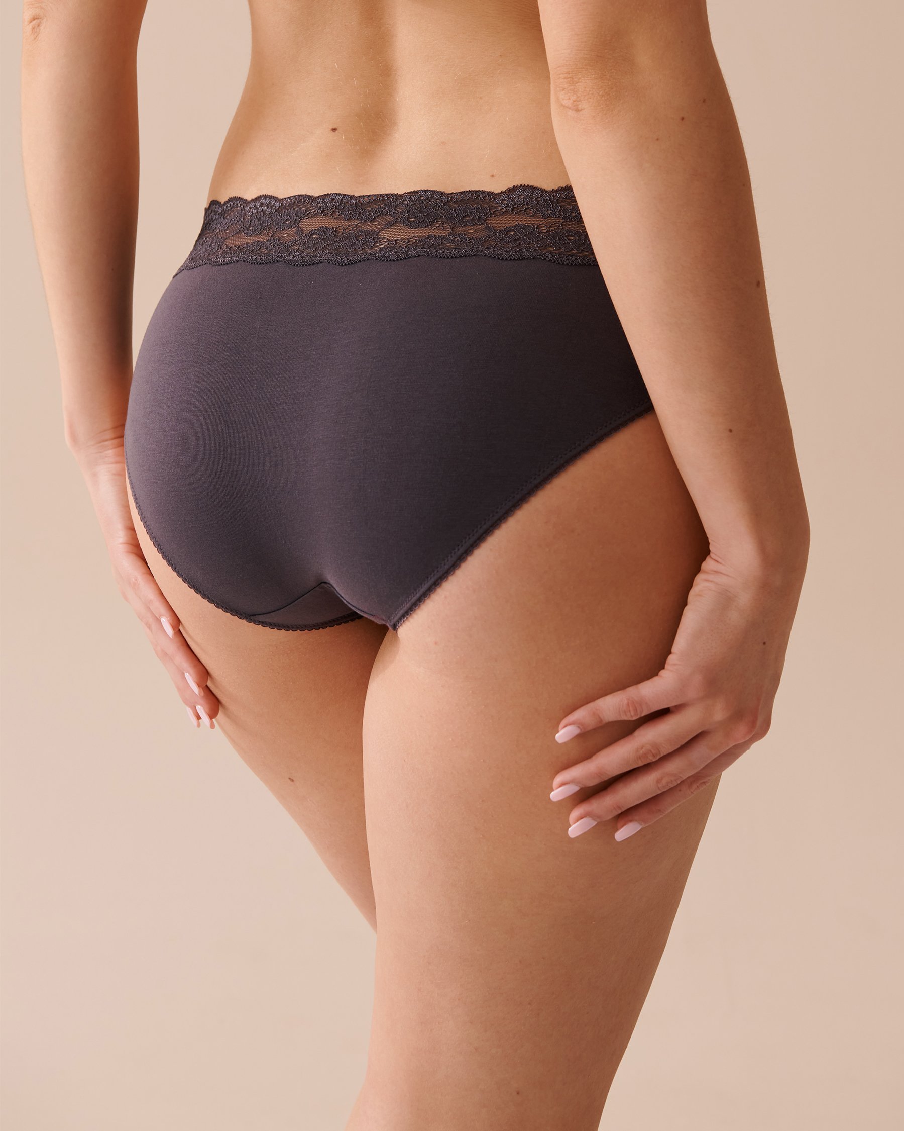 LA VIE EN ROSE Culotte bikini coton et bande de dentelle Anthracite 20100470 - View2