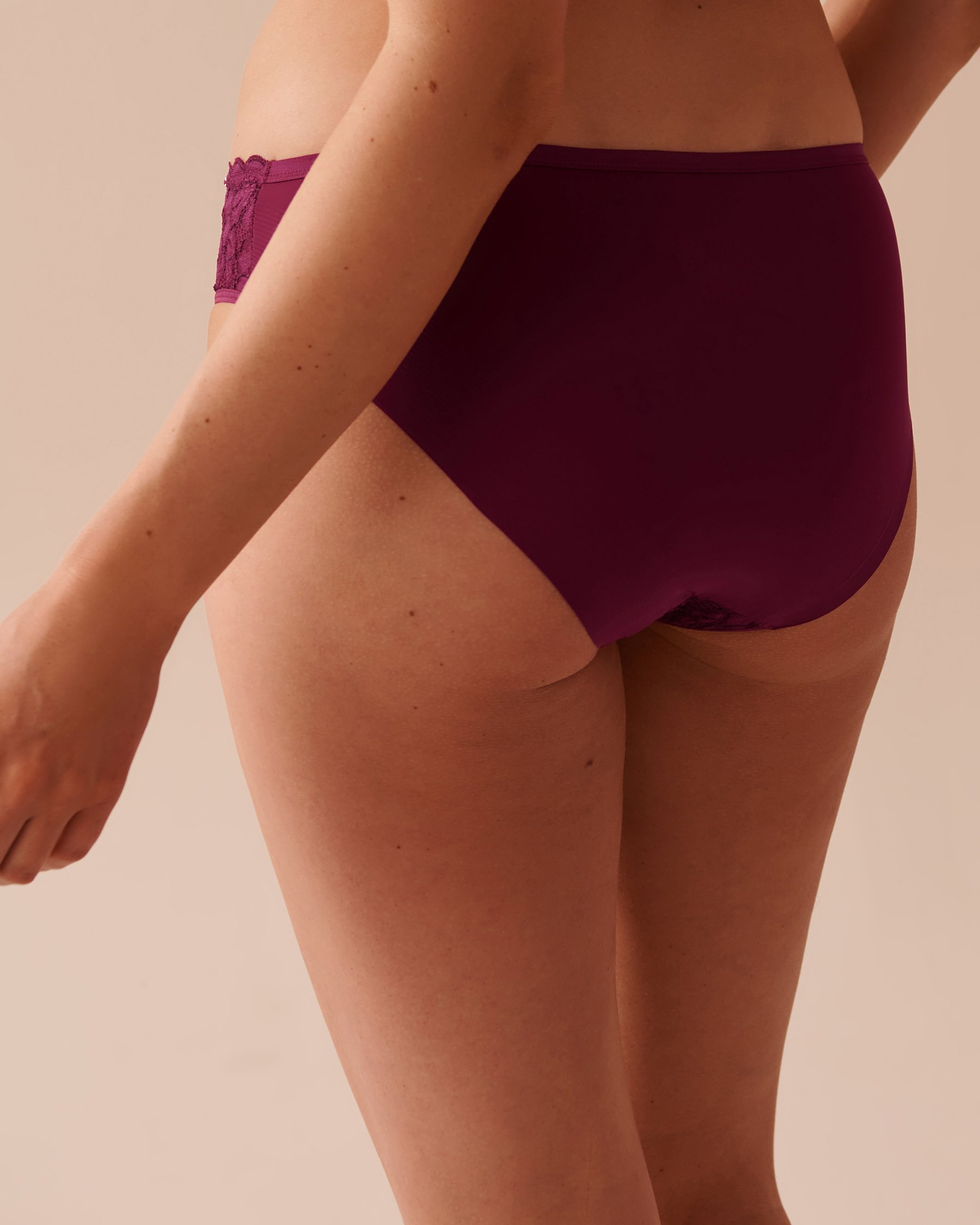 LA VIE EN ROSE Culotte bikini microfibre et dentelle dos lisse Prune 20300321 - Voir5