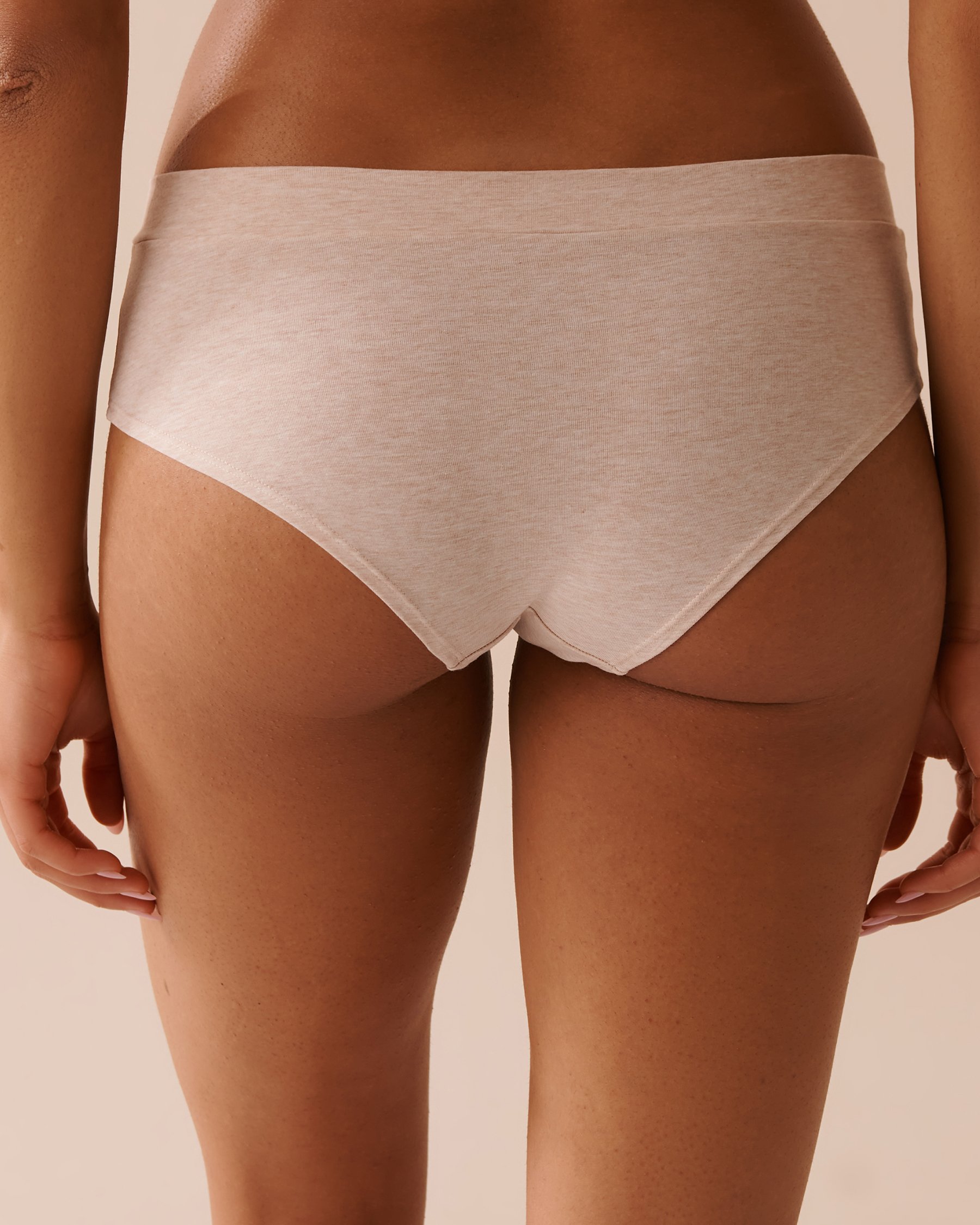 LA VIE EN ROSE Cotton Hiphugger Panty Oatmeal 20100481 - View2