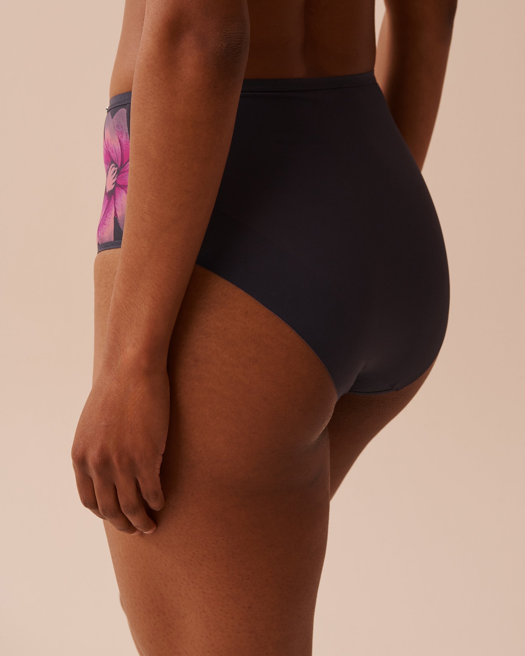 LA VIE EN ROSE Culotte bikini taille haute microfibre dos lisse Jardin secret 20300323 - View2