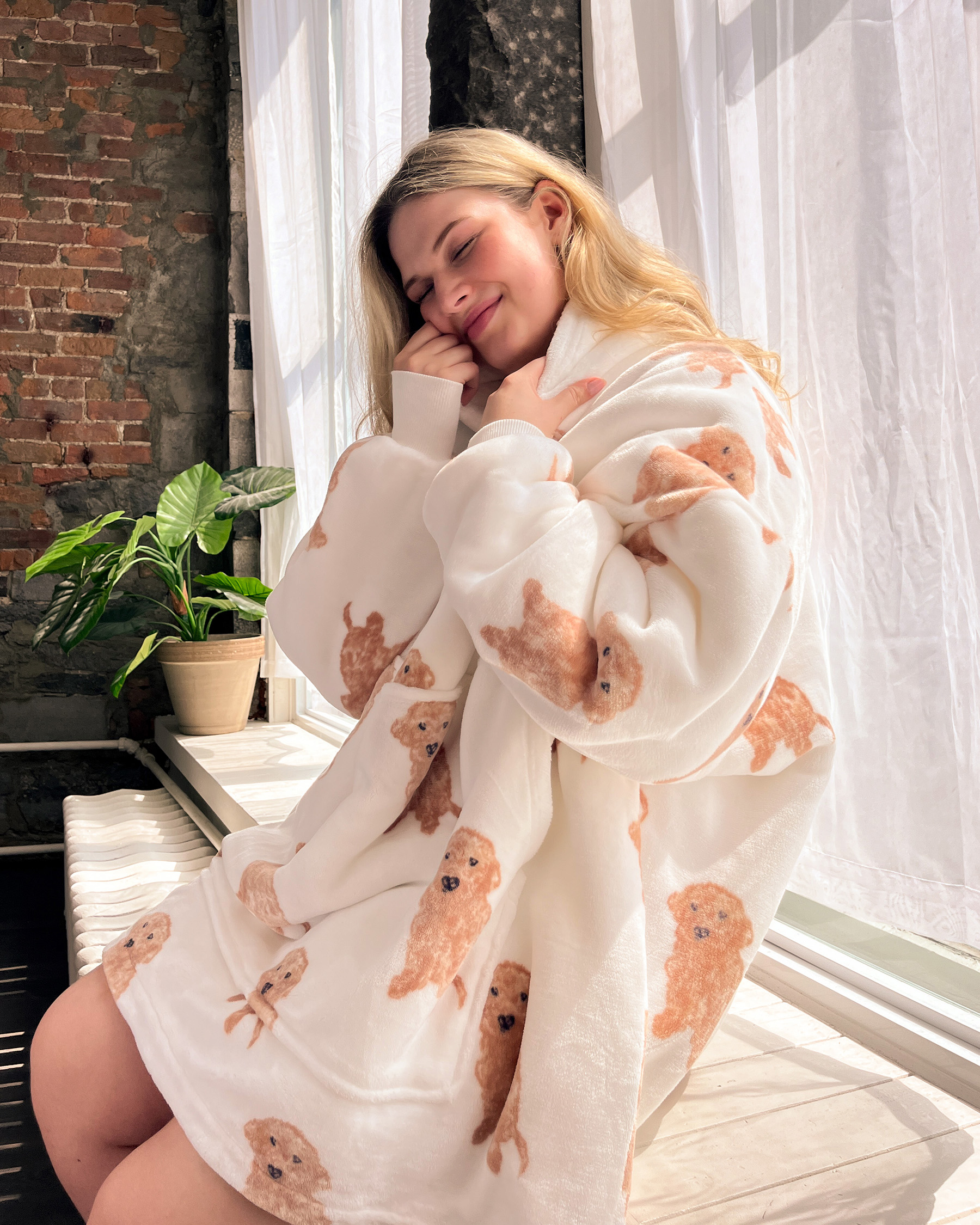 LA VIE EN ROSE Dog Print Soft Plush Oversized Hoodie Dog Print 40700337 - View5