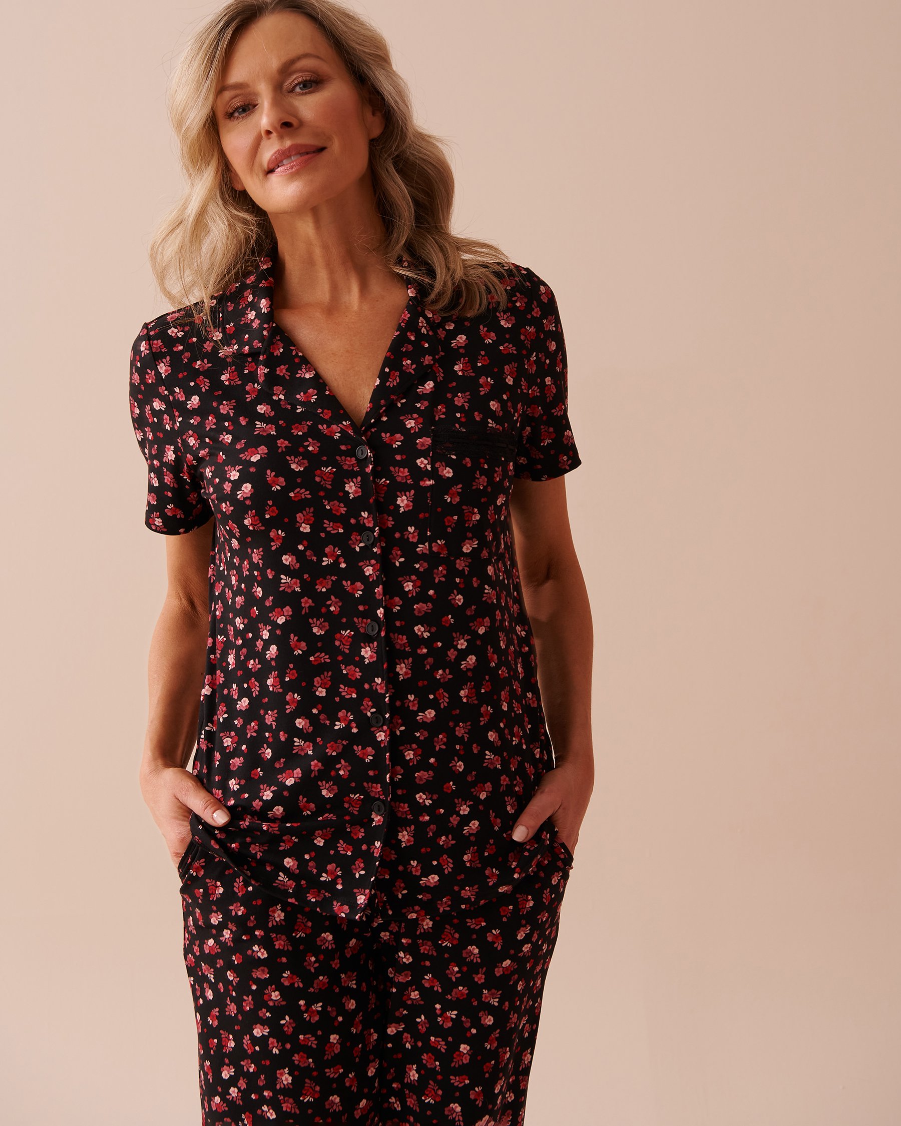 LA VIE EN ROSE Ditsy Rose Super Soft Button-down Shirt Ditsy Rose 40100595 - View1