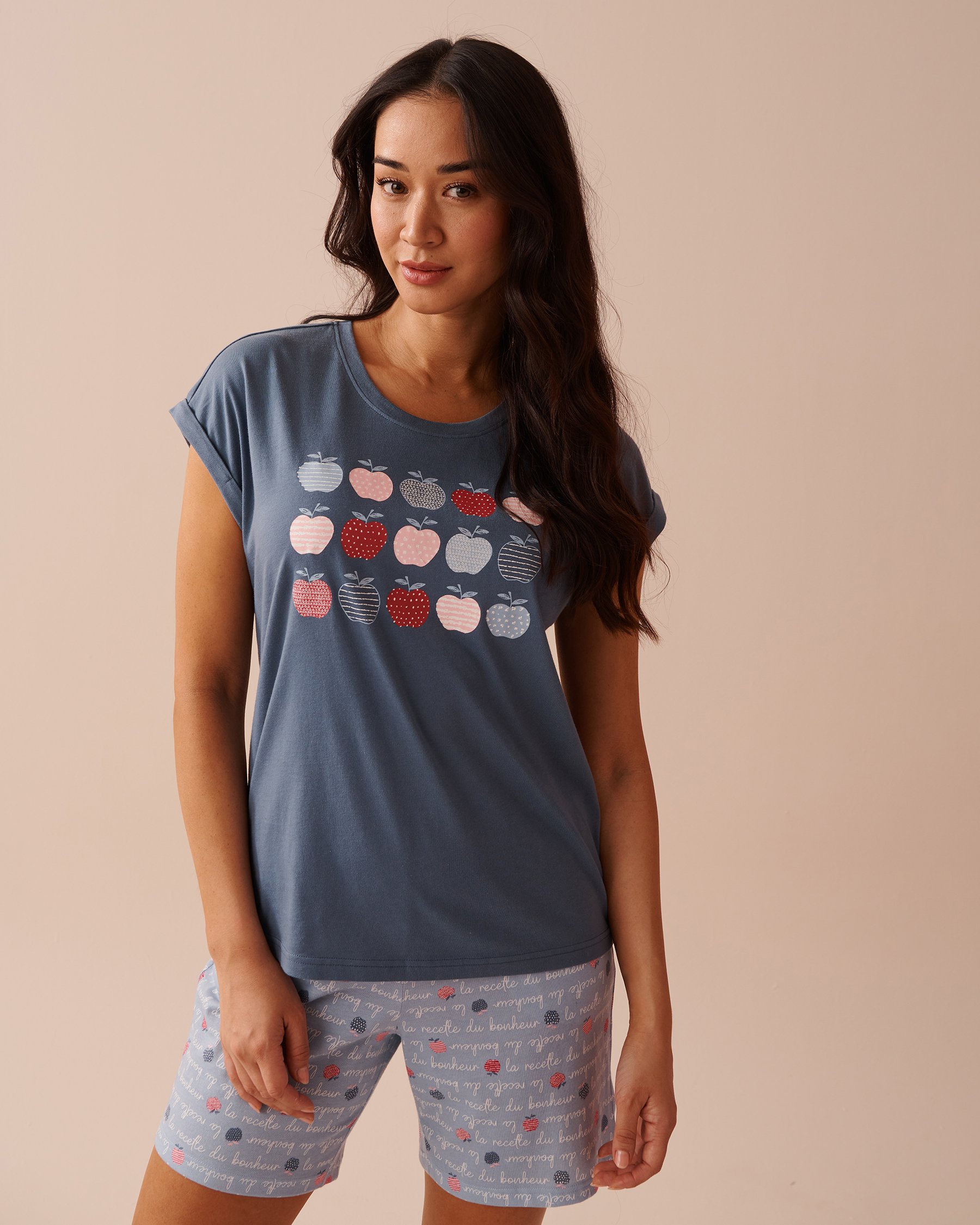 LA VIE EN ROSE Apple Print Cotton Crew Neck T-shirt Misty Blue 40100608 - View4