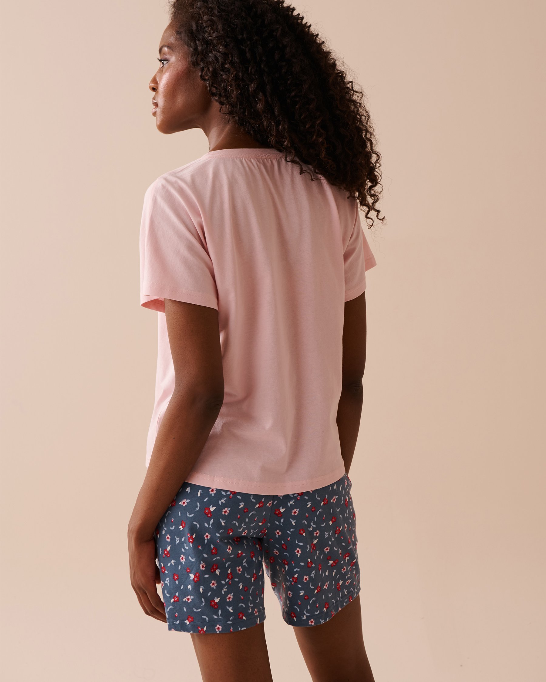 LA VIE EN ROSE T-shirt col en V en coton à imprimé pomme Rose pâle 40100609 - View2