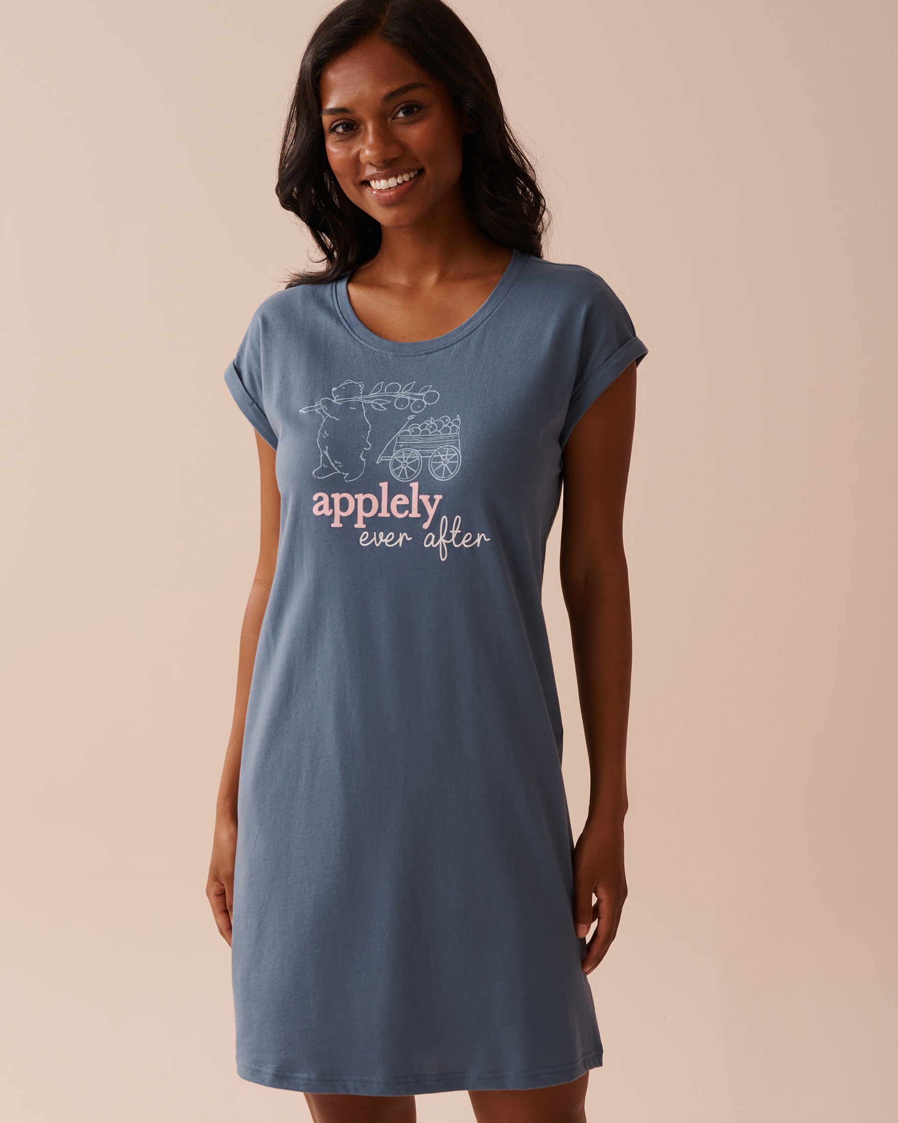 LA VIE EN ROSE Chemise de nuit manches courtes en coton à imprimé pomme Bleu brume 40500374 - View1