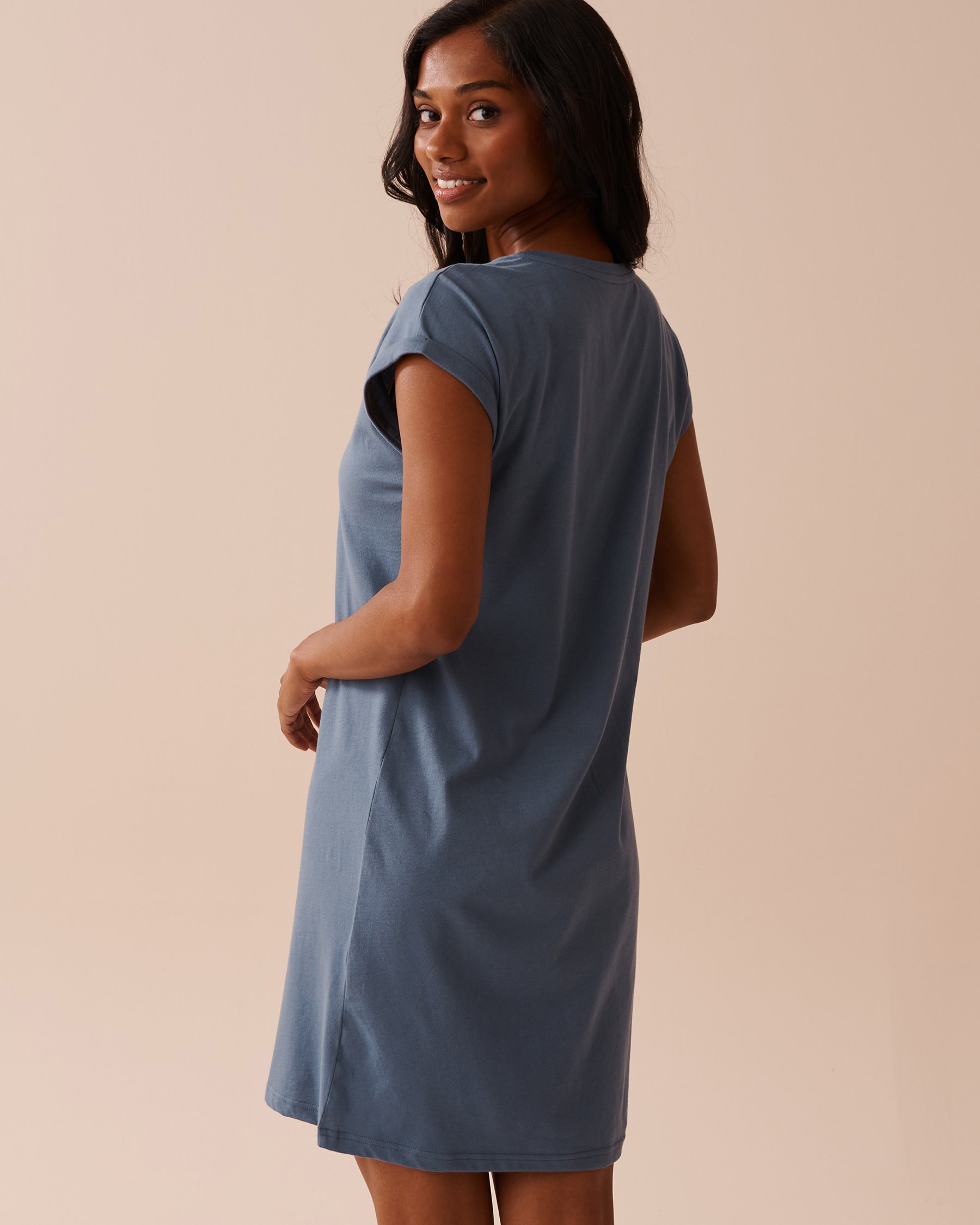 LA VIE EN ROSE Chemise de nuit manches courtes en coton à imprimé pomme Bleu brume 40500374 - View2