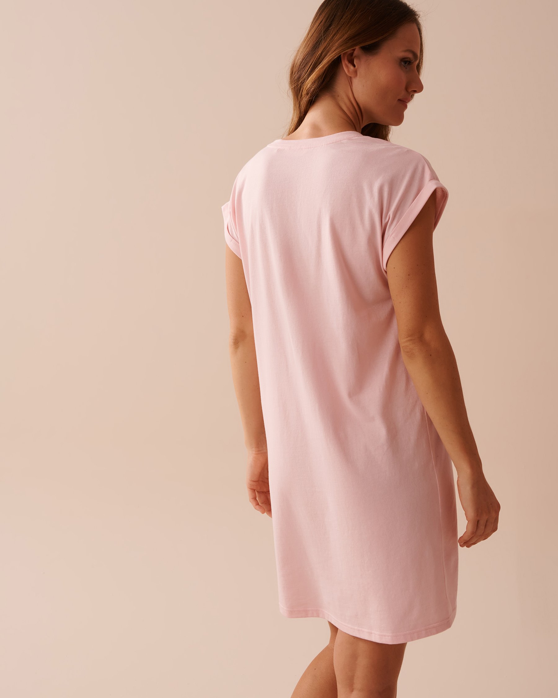 LA VIE EN ROSE Chemise de nuit manches courtes en coton à imprimé pomme Rose pâle 40500374 - Voir2