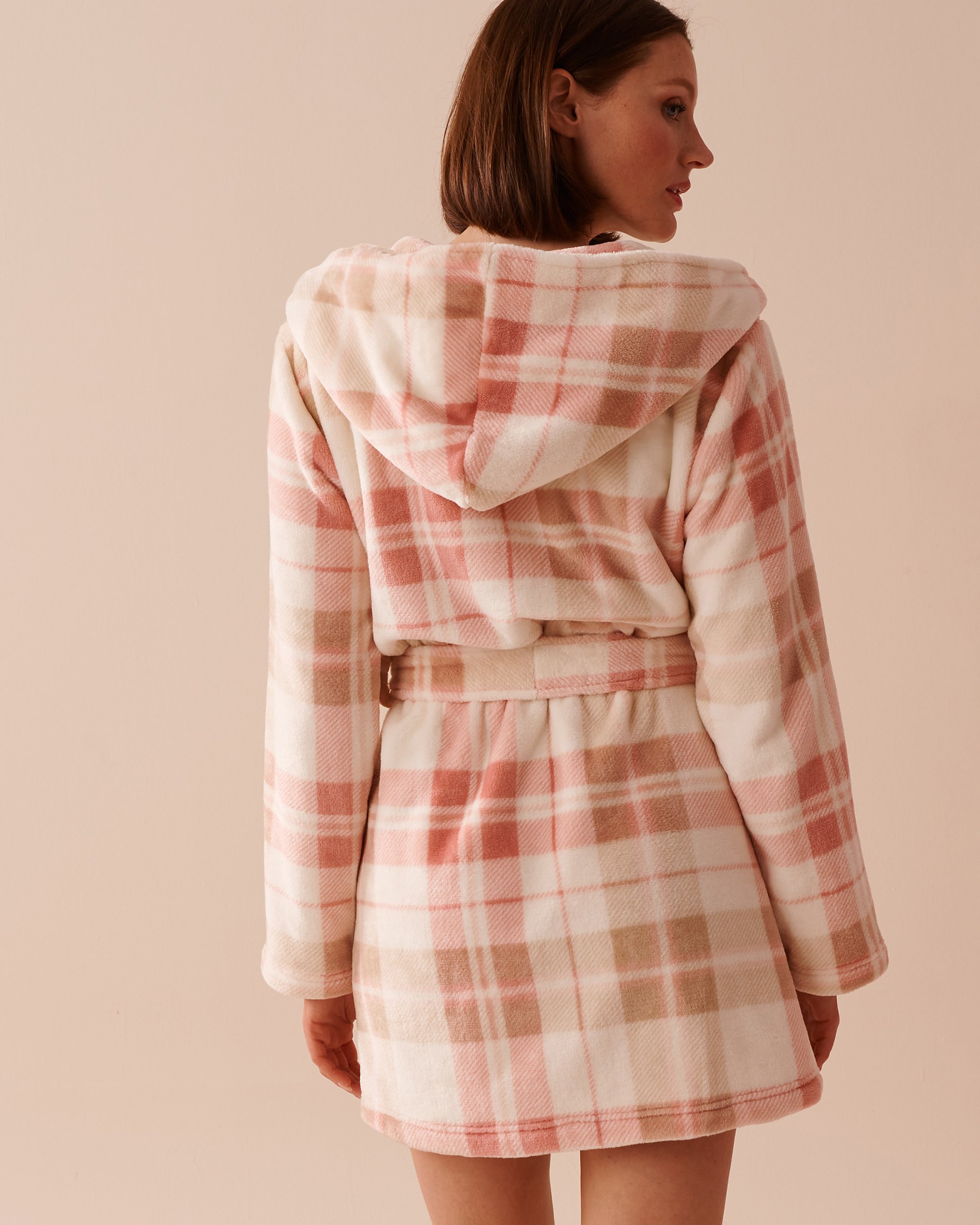 LA VIE EN ROSE Robe de chambre en peluche douce Carreaux roses 40600175 - Voir2