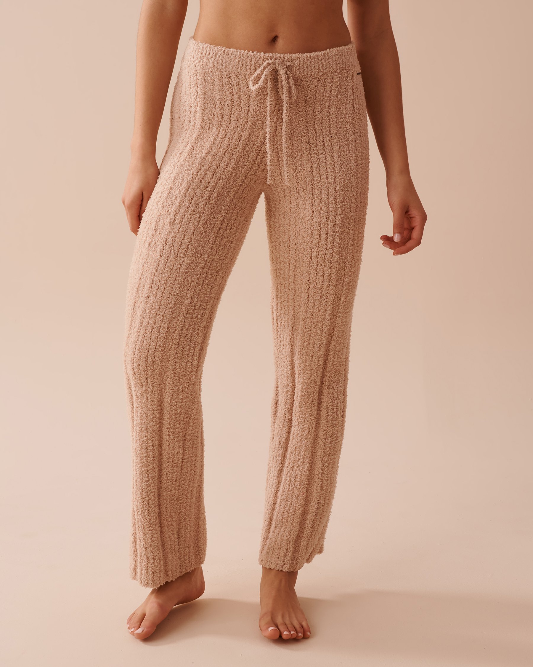 LA VIE EN ROSE Pantalon côtelé en chenille Crème 50200075 - Voir1