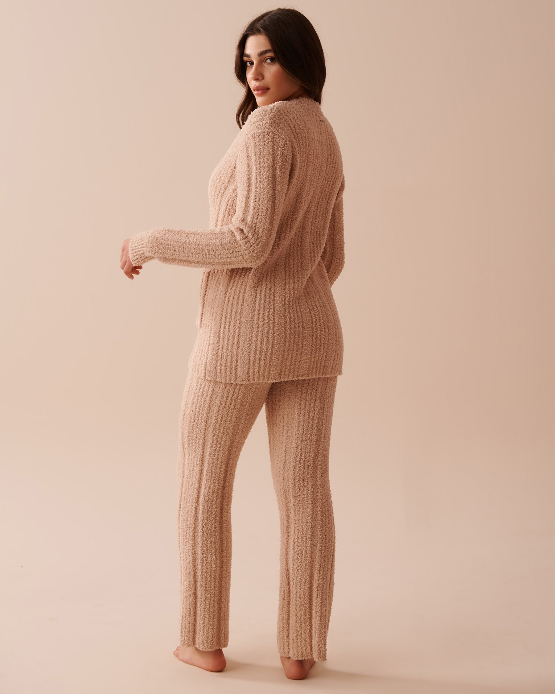 LA VIE EN ROSE Ribbed Chenille Cardigan Cream 50500012 - View2
