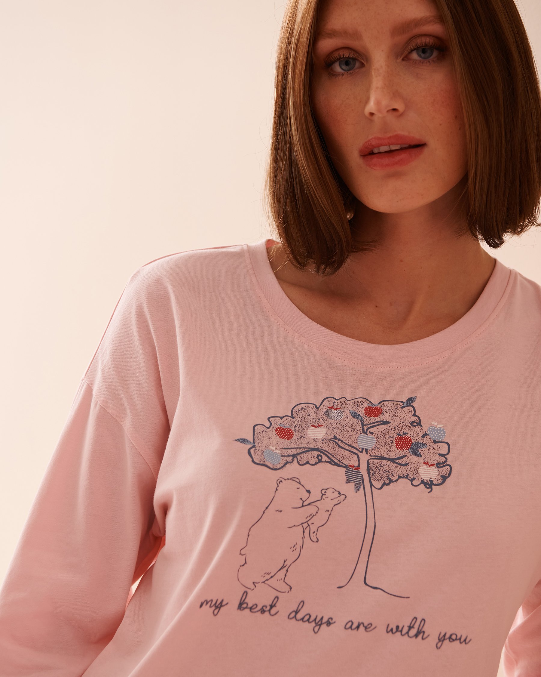 LA VIE EN ROSE Apple Print Cotton Long Sleeve Shirt Light pink 40100610 - View3