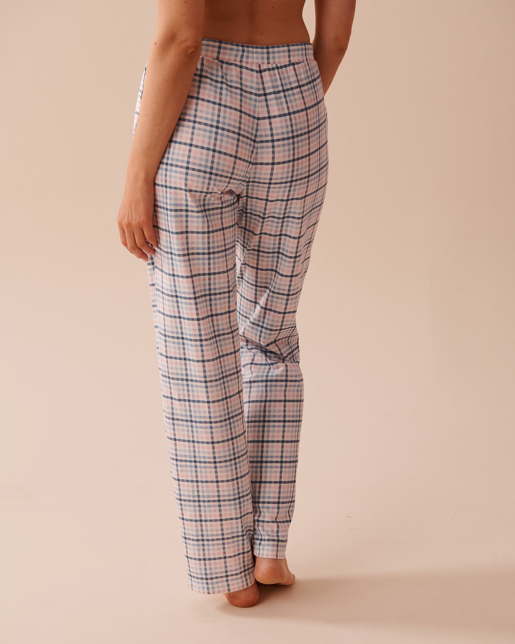 LA VIE EN ROSE Pantalon de pyjama en coton à carreaux bleus Carreaux bleus et roses 40200602 - View2