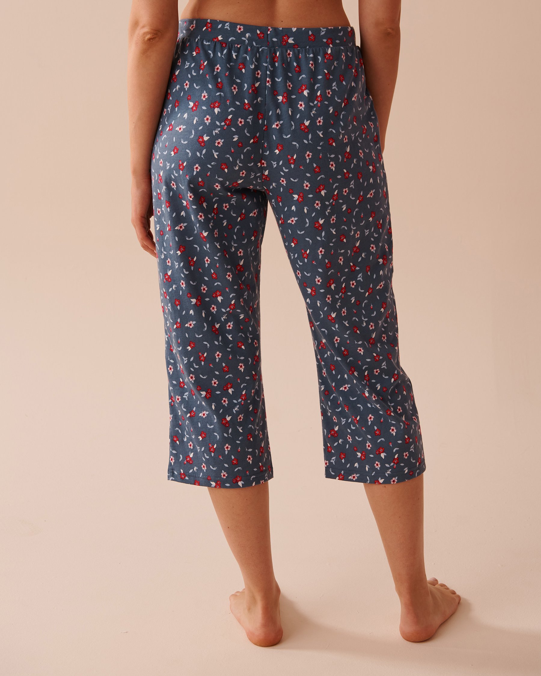 LA VIE EN ROSE Flower Print Cotton Pajama Capris Blue Floral Print 40200601 - View2