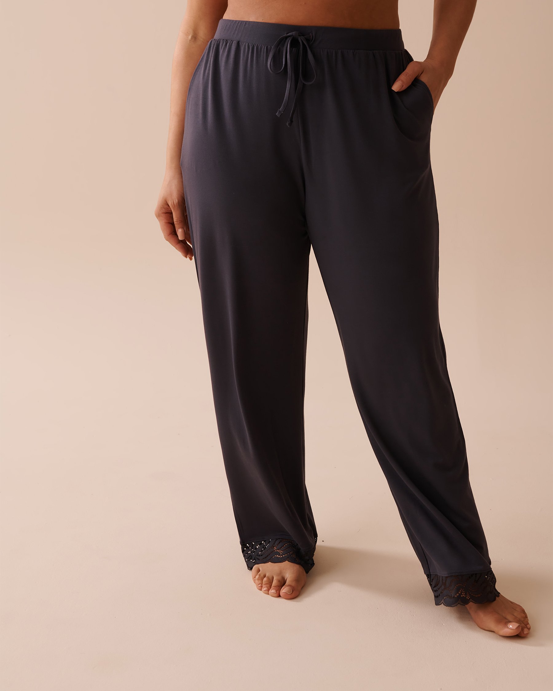 LA VIE EN ROSE Lace Detail Modal Pants Anthracite 40200597 - View3