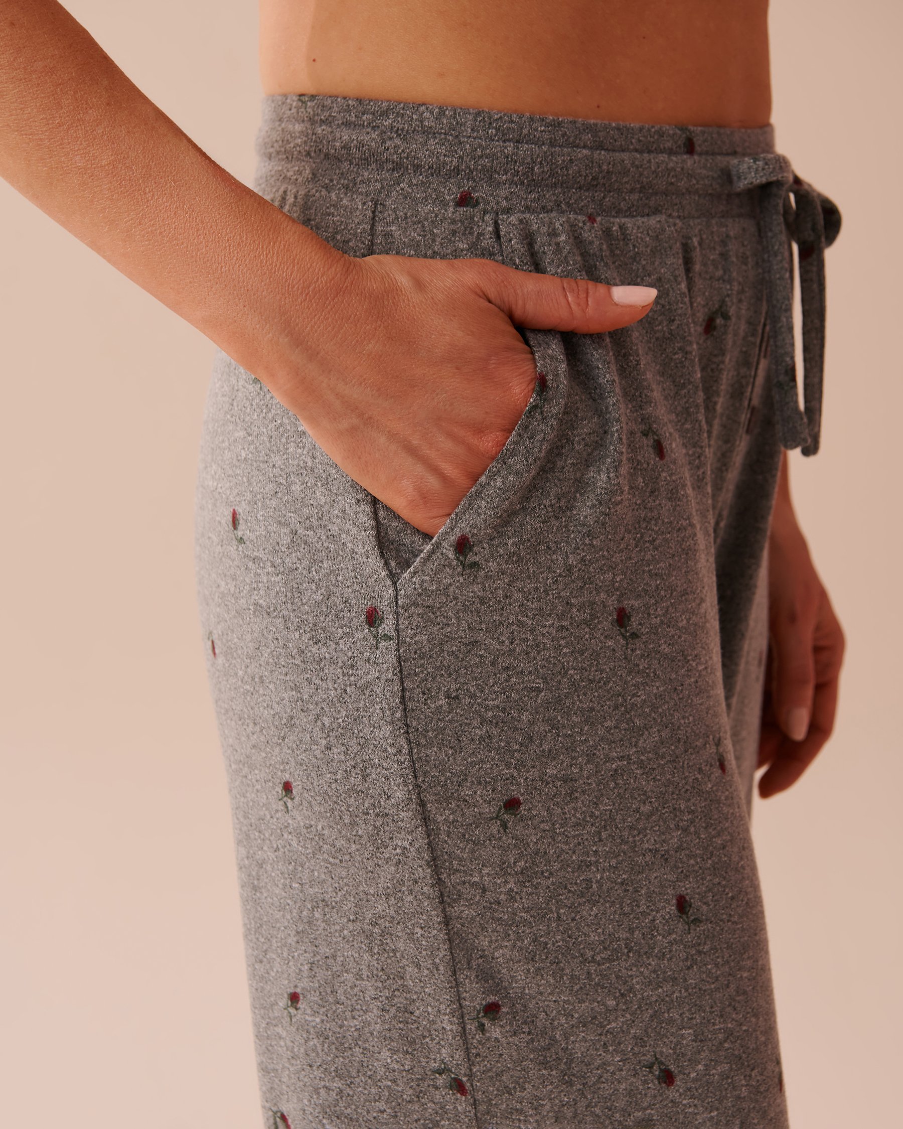 LA VIE EN ROSE Rose Print Recycled Fibers Pajama Pants Small Roses 40200595 - View3