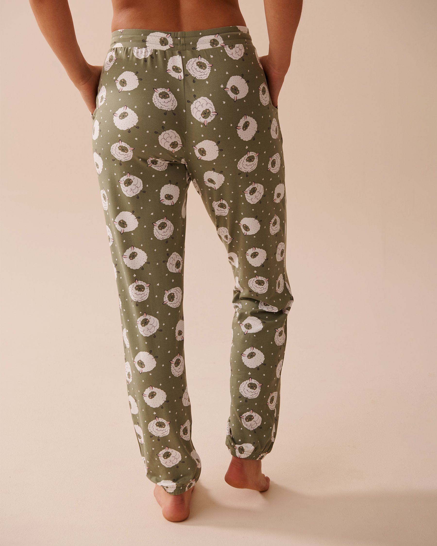 LA VIE EN ROSE Sheep Print Super Soft Jogger Pajama Pants Sheep Print 40200590 - View2