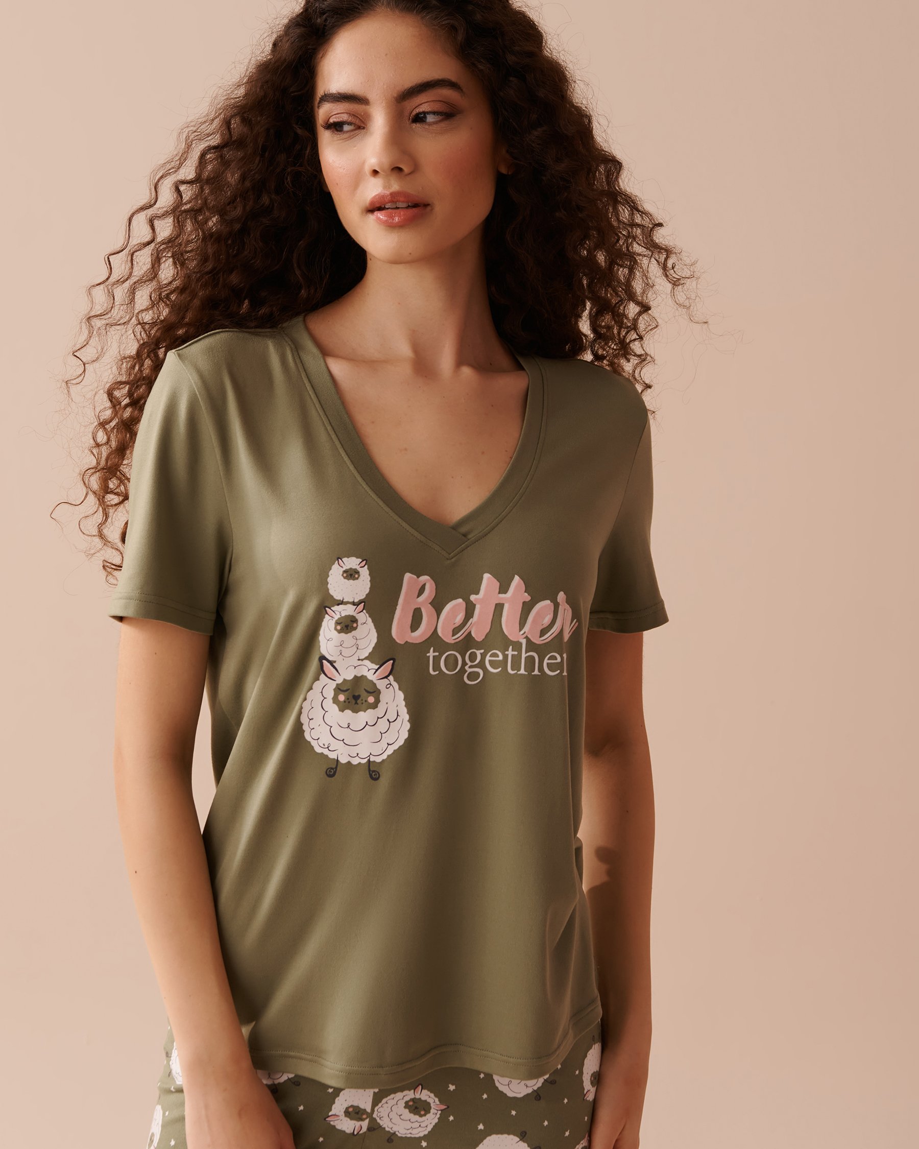 LA VIE EN ROSE Sheep Print Super Soft T-shirt Olive Green 40100601 - View3