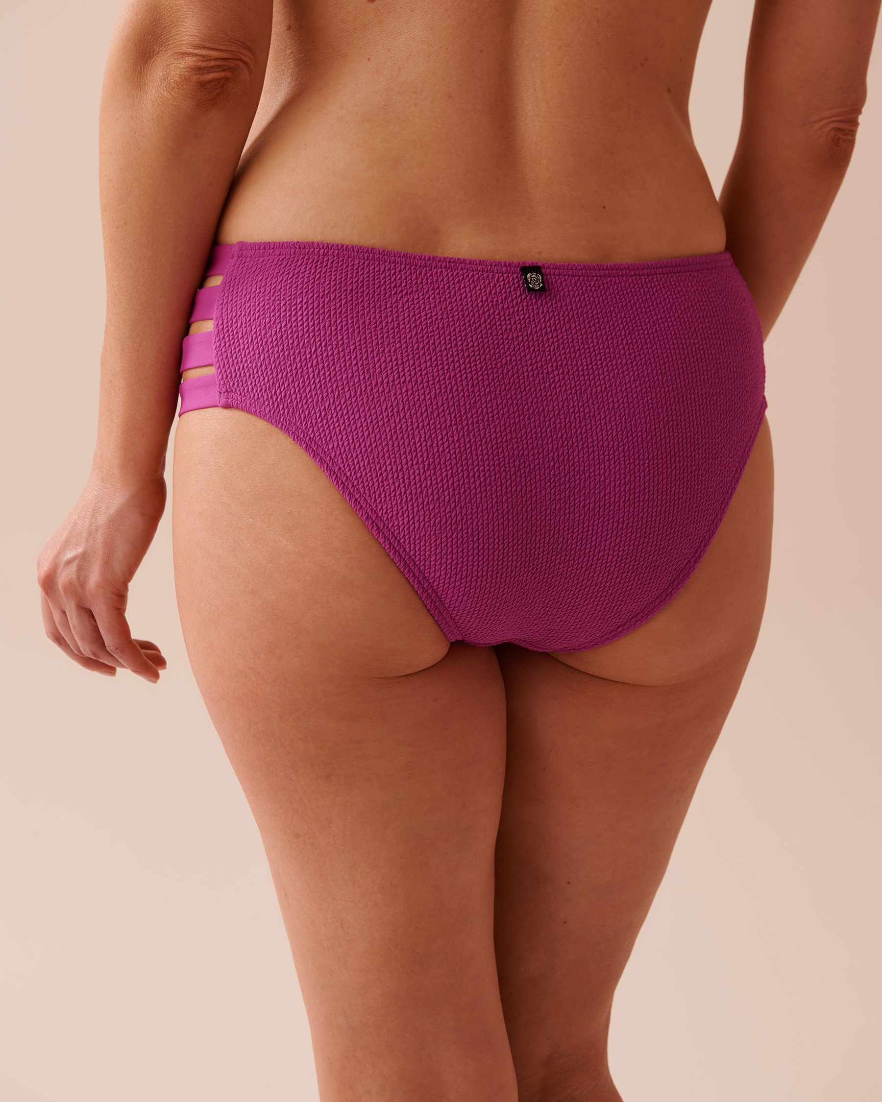 LA VIE EN ROSE AQUA MAGENTA Textured Strappy Side Bikini Bottom Magenta 70300581 - View2