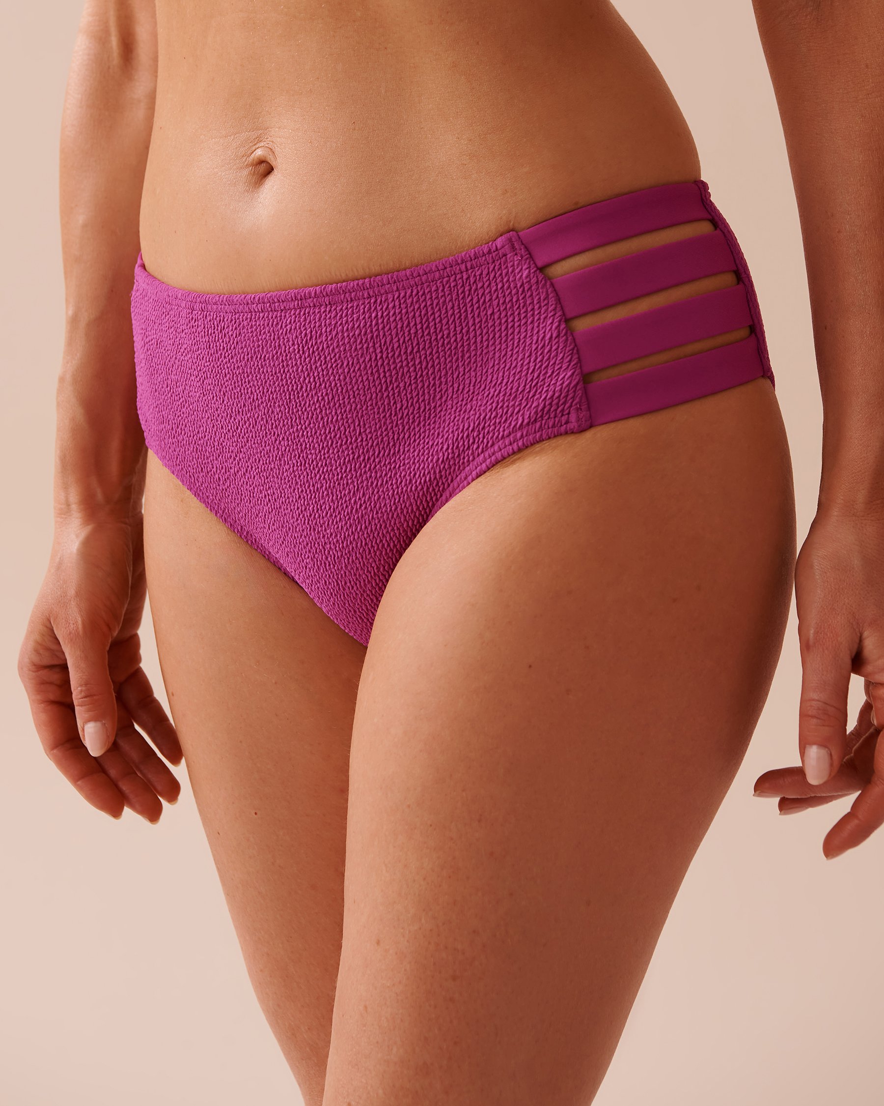 LA VIE EN ROSE AQUA MAGENTA Textured Strappy Side Bikini Bottom Magenta 70300581 - View3