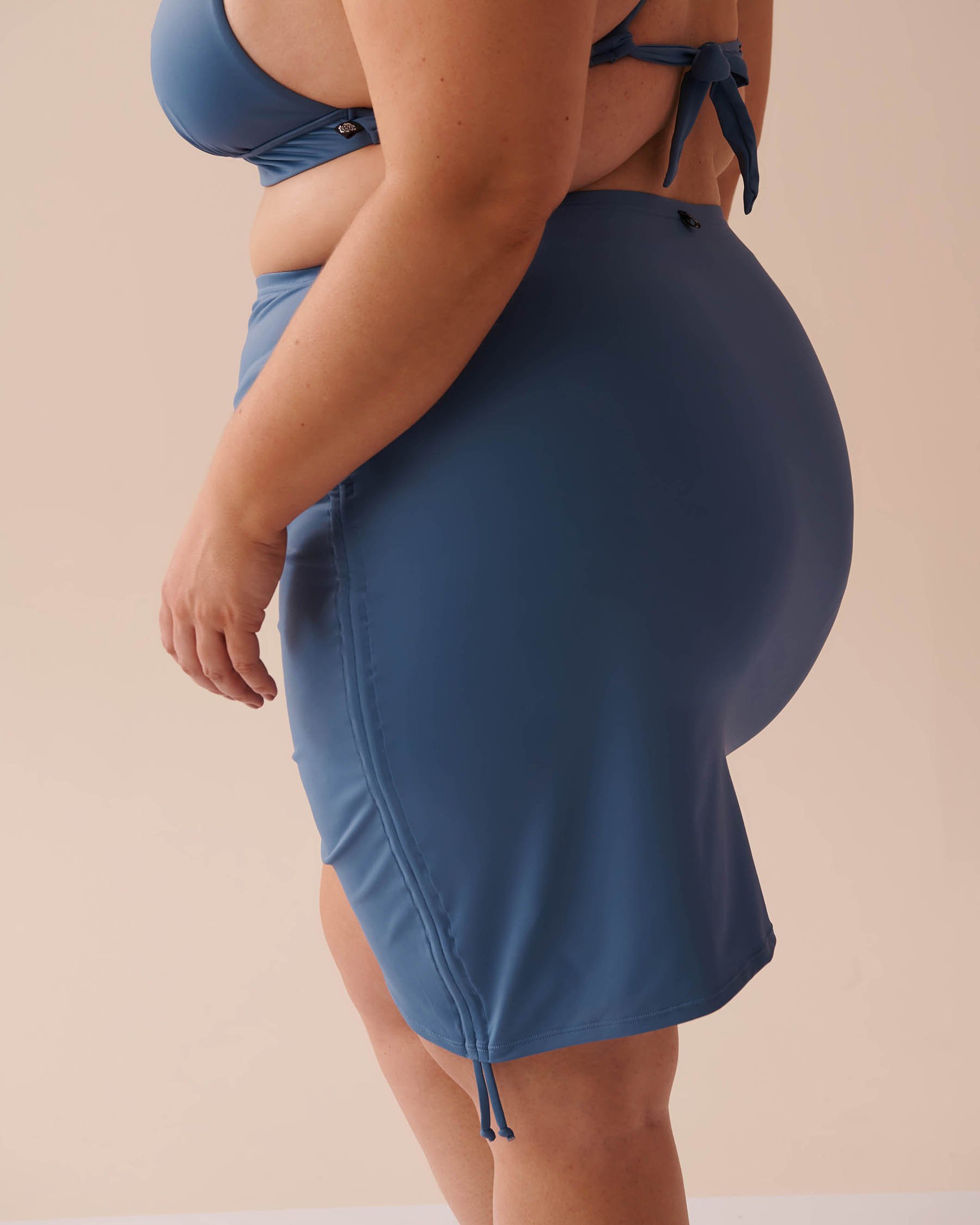 LA VIE EN ROSE AQUA Recycled Fibers Beach Skirt Coastal Blue 80200051 - View4