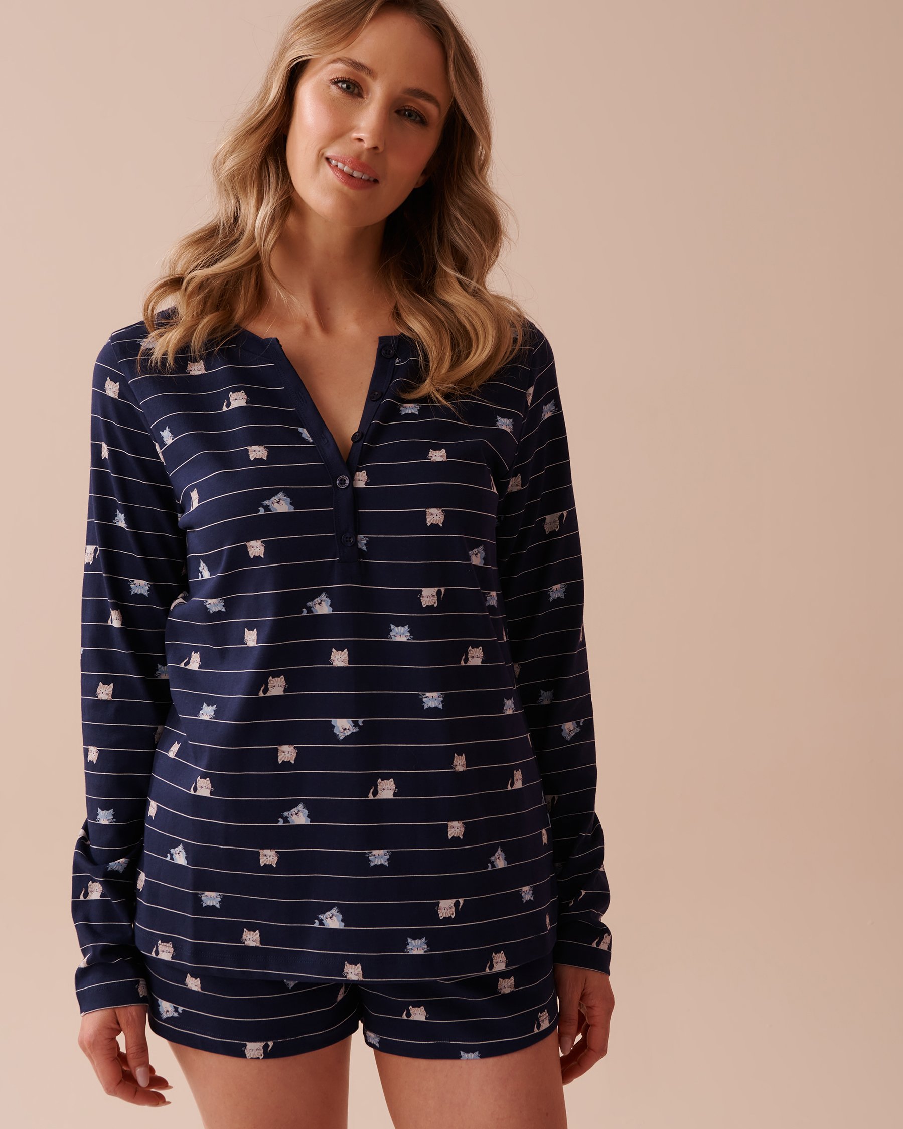 LA VIE EN ROSE Chandail henley manches longues en coton à imprimé chat Imprimé chat 40100613 - Voir3
