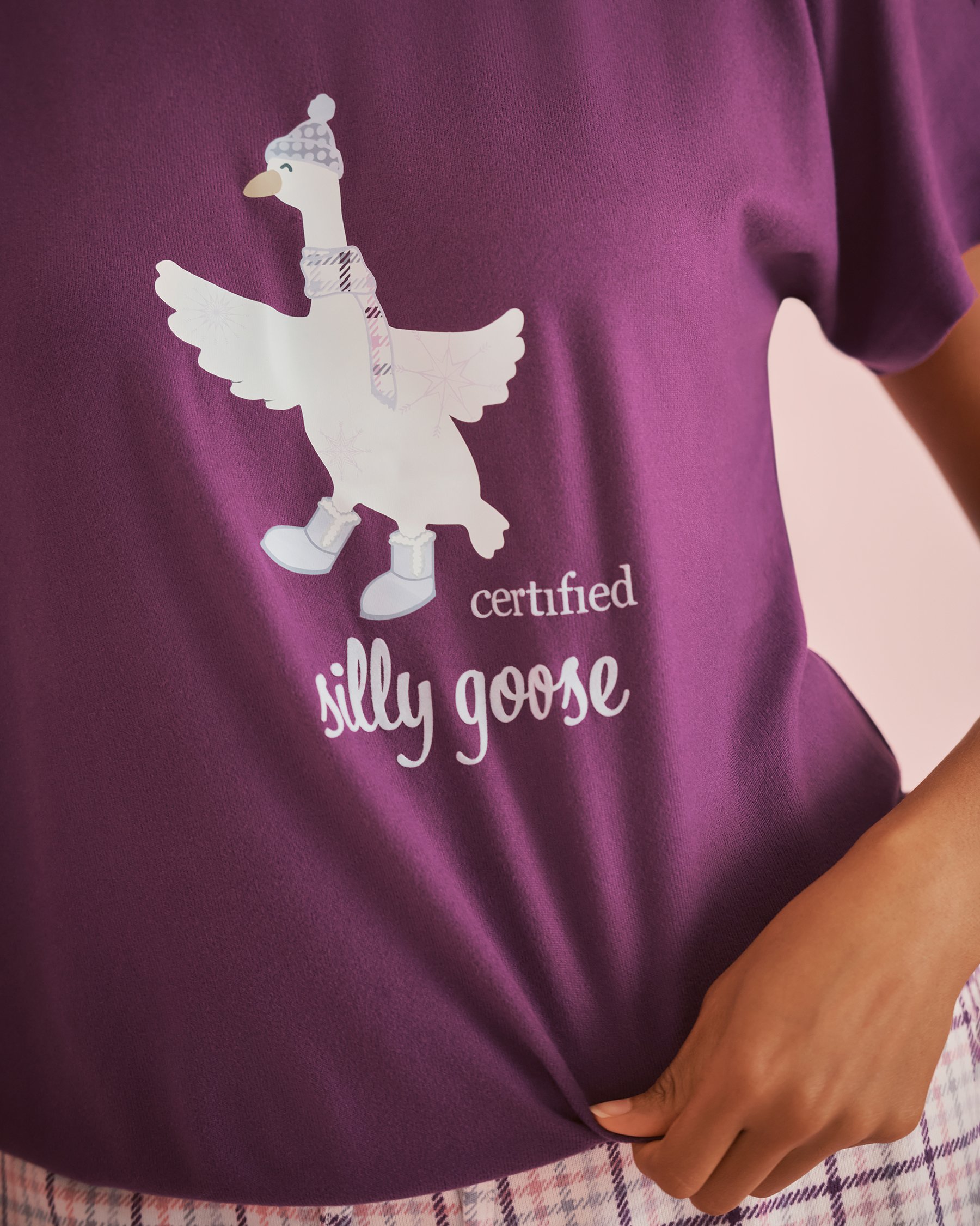 LA VIE EN ROSE Goose Print Recycled Fibers T-shirt Vibrant Violet 40100618 - View2