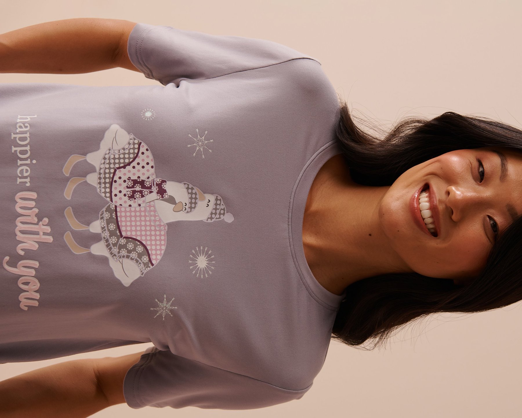 LA VIE EN ROSE Goose Print Cozy T-shirt Lilac Grey 40100620 - View3