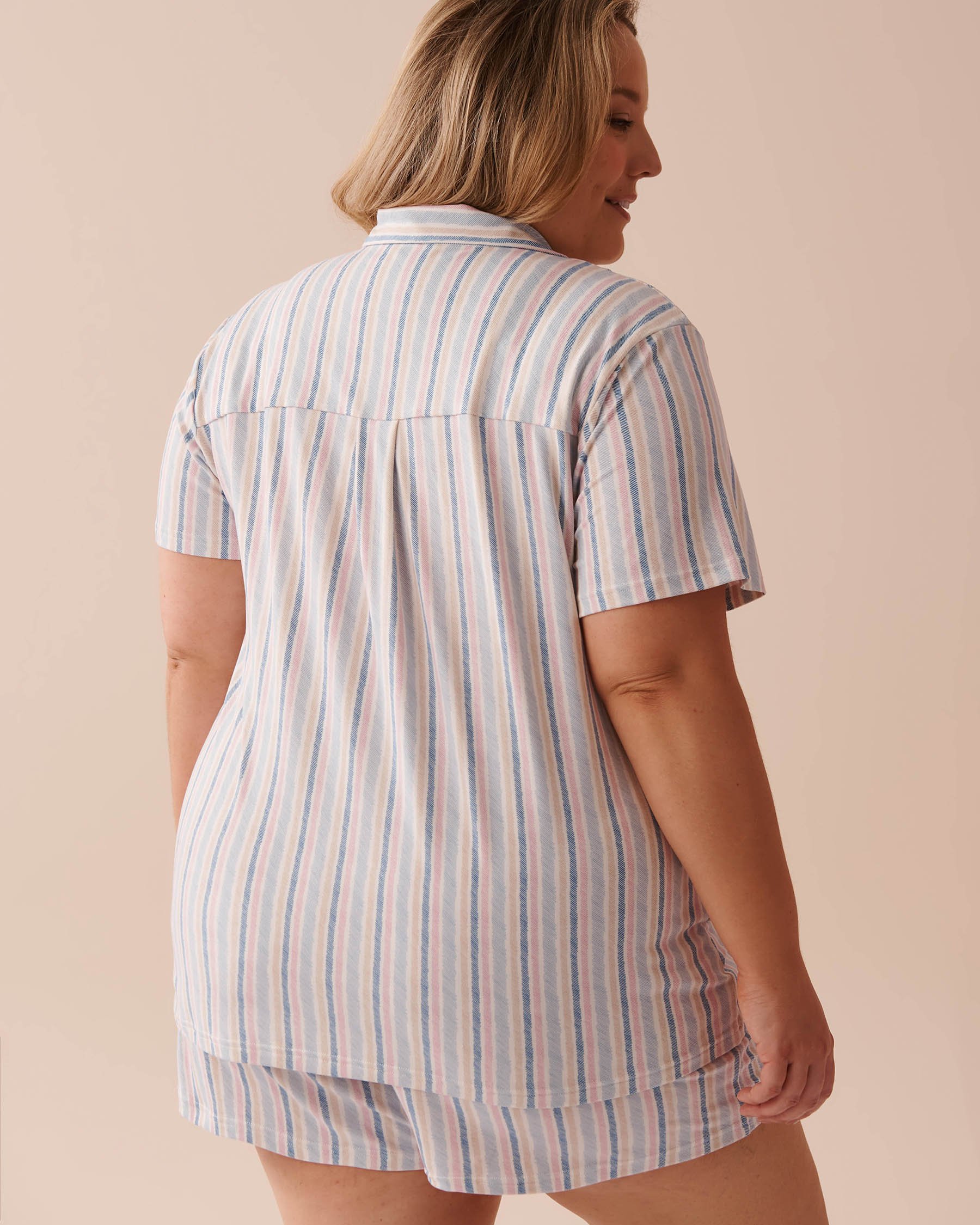 LA VIE EN ROSE Soothing Stripes Super Soft Button-down Shirt Soothing Stripes 40100622 - View2