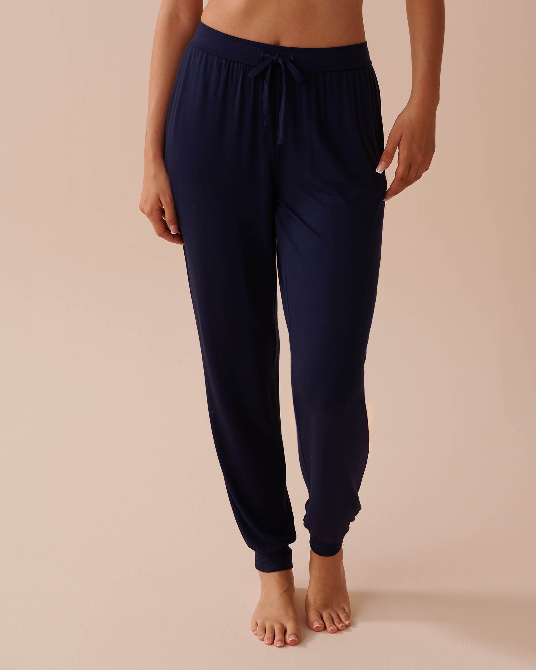 LA VIE EN ROSE Pantalon de pyjama jogger en jersey doux Bleu nuit 40200620 - View1