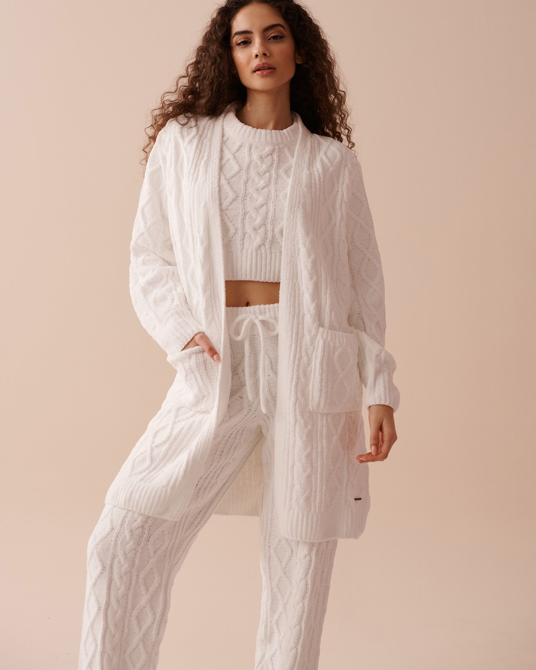 LA VIE EN ROSE Cable-Knit Chenille Cardigan White 50500013 - View1
